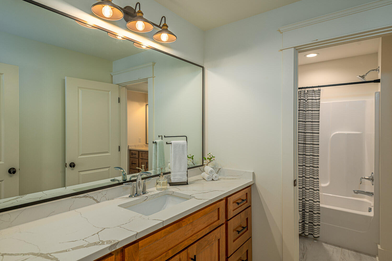 3761 Lacy Leaf Lane