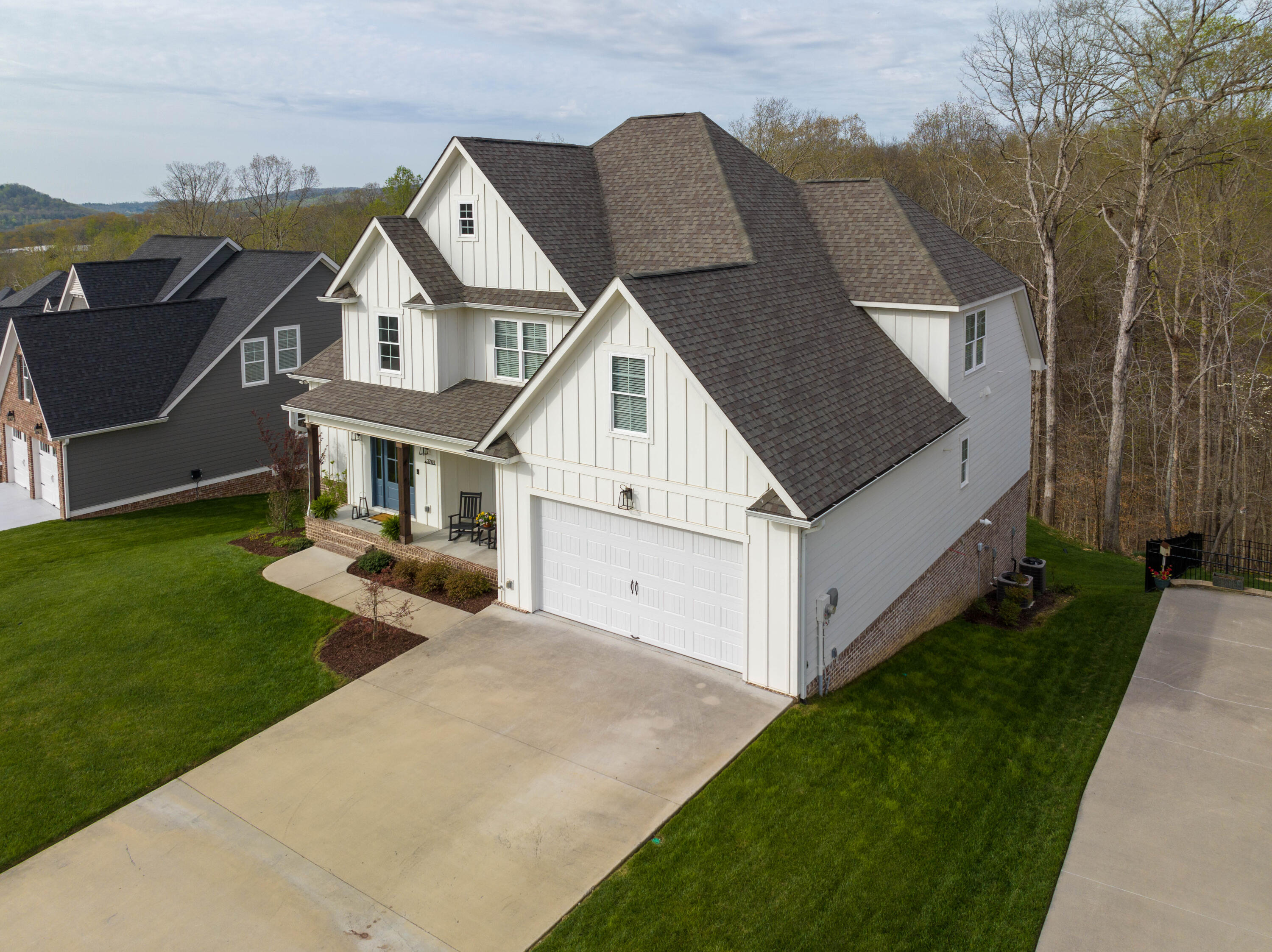 3761 Lacy Leaf Lane