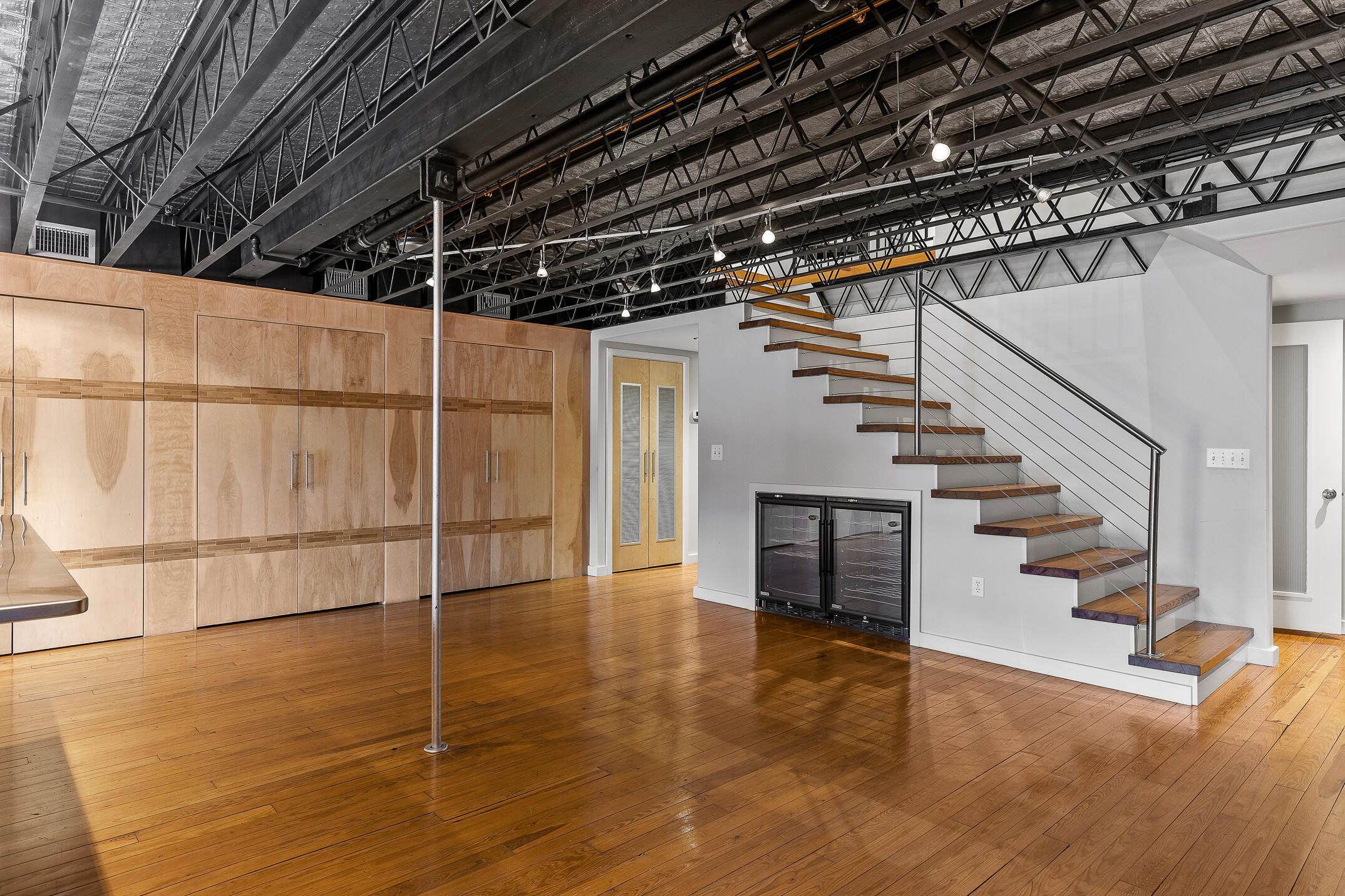 55 E Main Street, 205