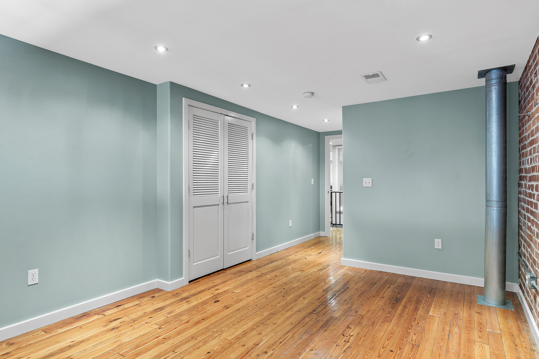 55 E Main Street, 205