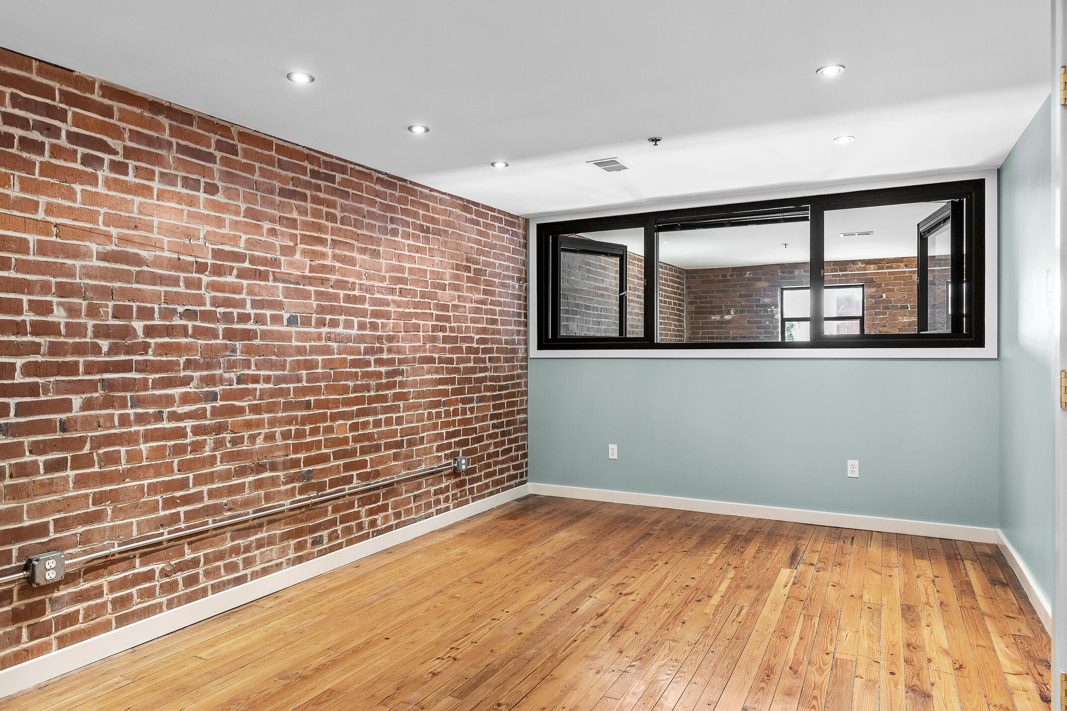 55 E Main Street, 205