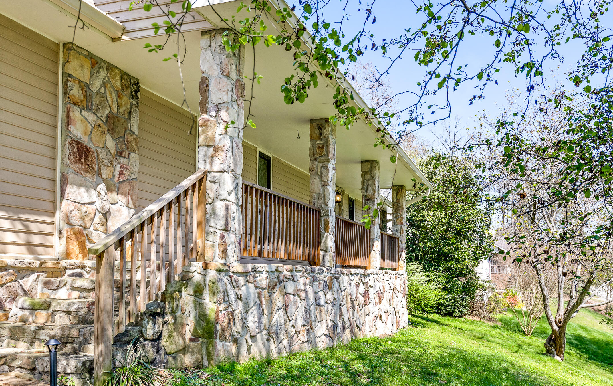 567 Elizabeth Crest Road
