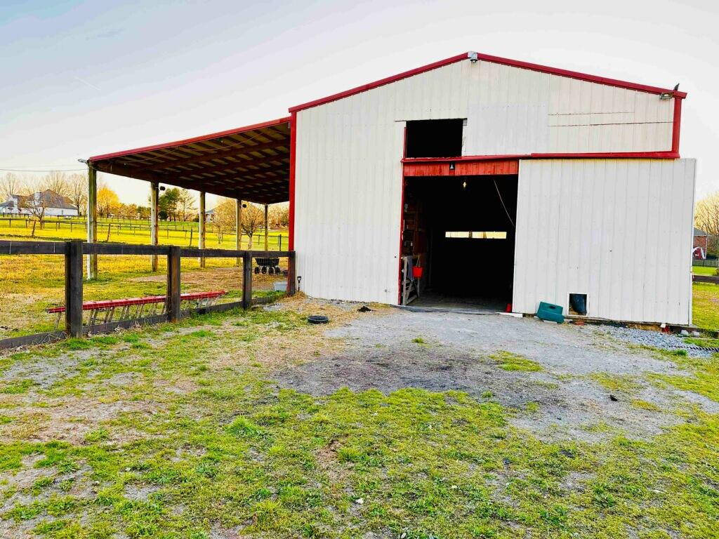 1443 Long Hollow Pike