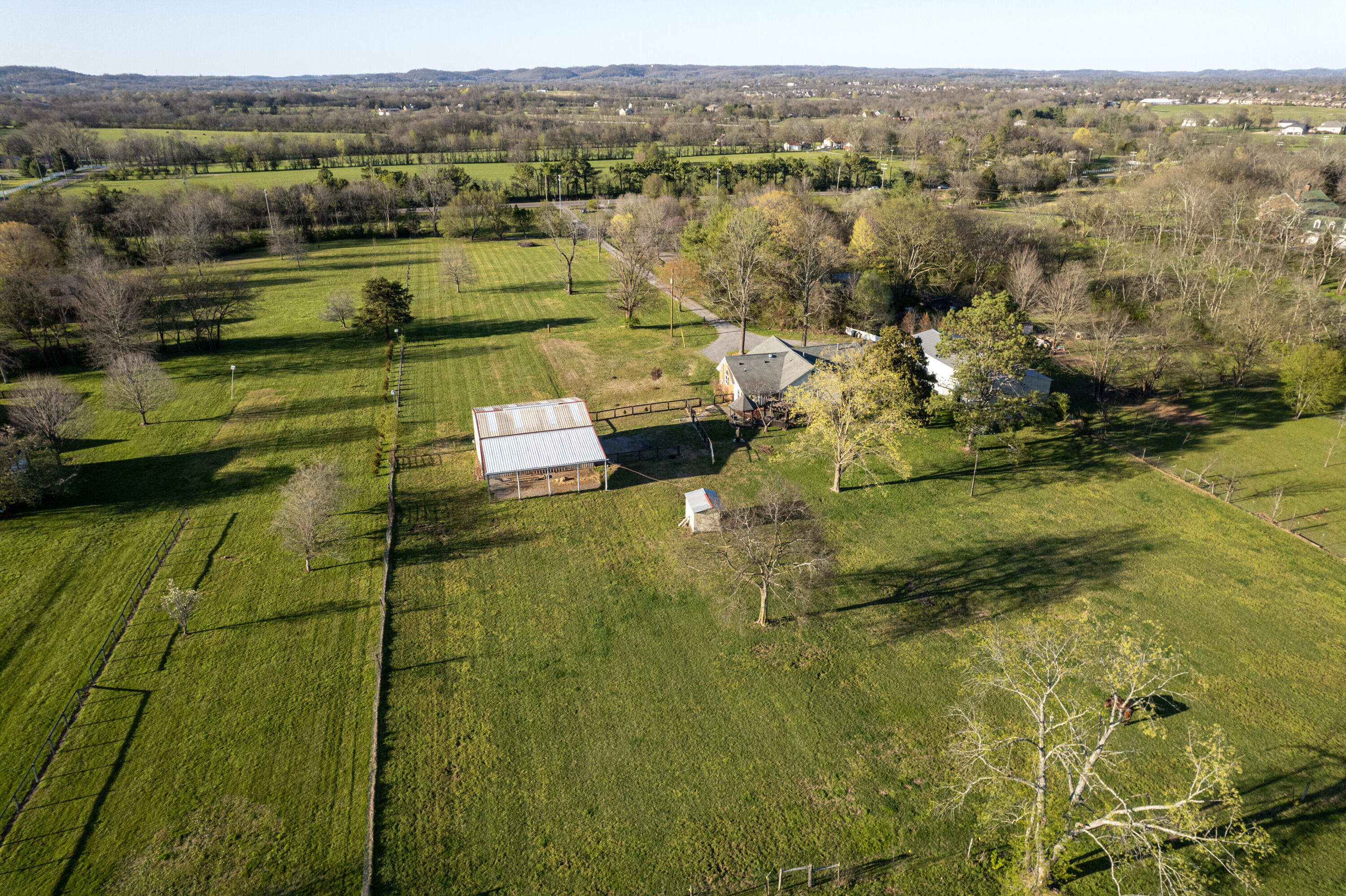 1443 Long Hollow Pike