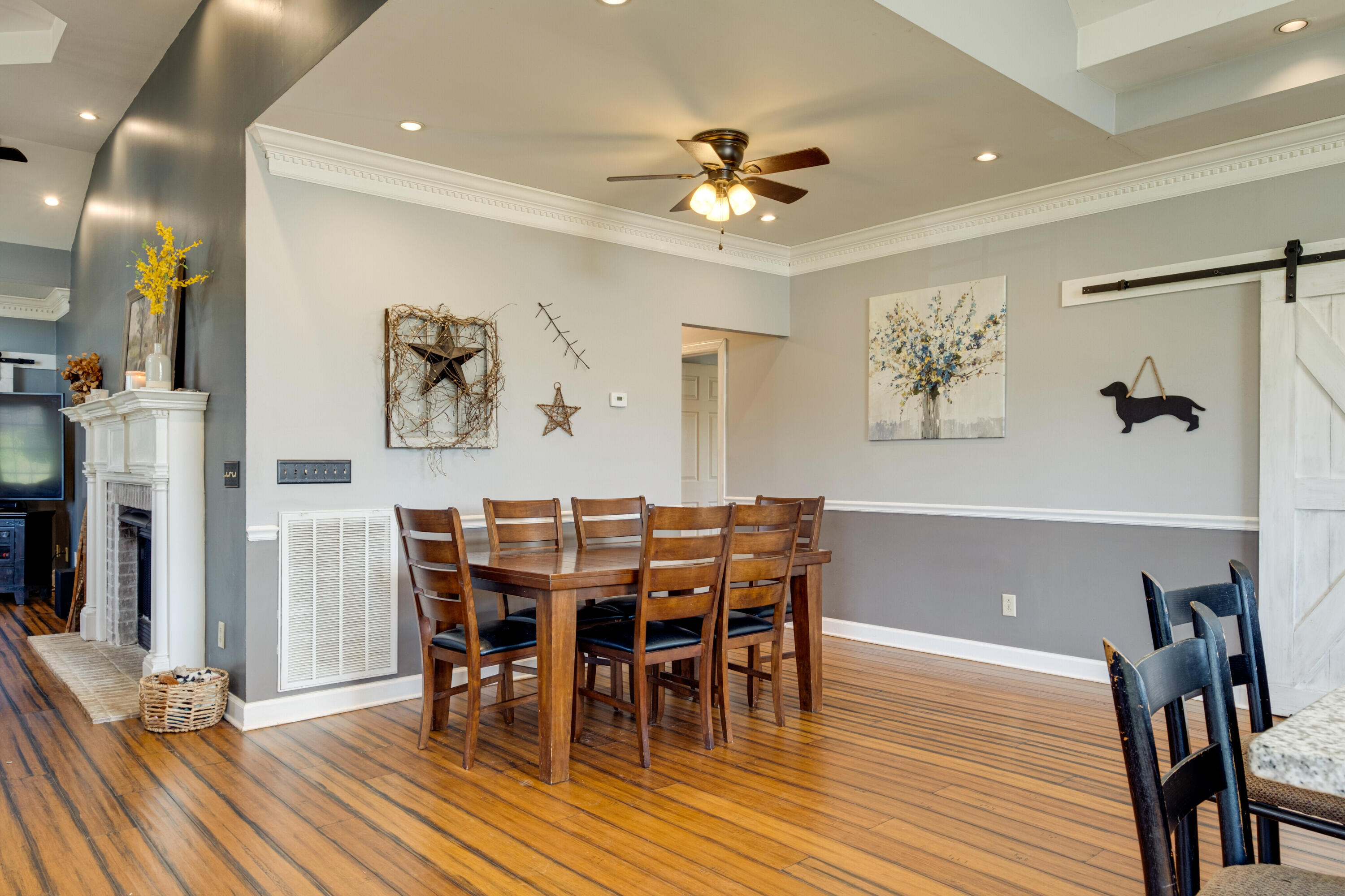 1443 Long Hollow Pike