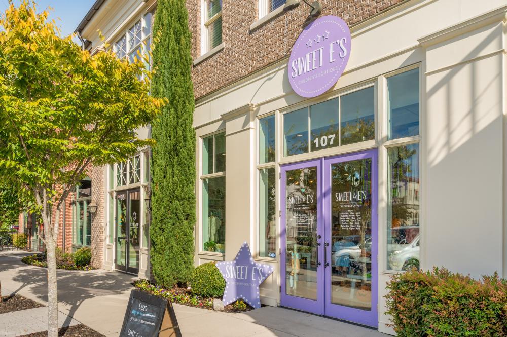 7821 Lexsaturno Lane