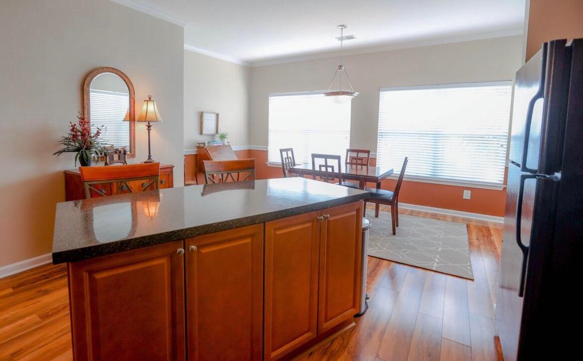 4204 Regency Court