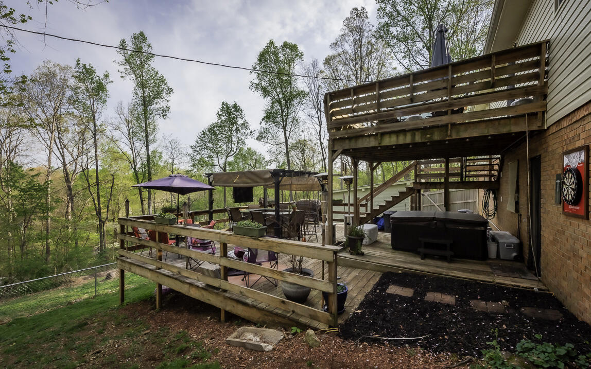 4723 NE Pebble Brook Circle