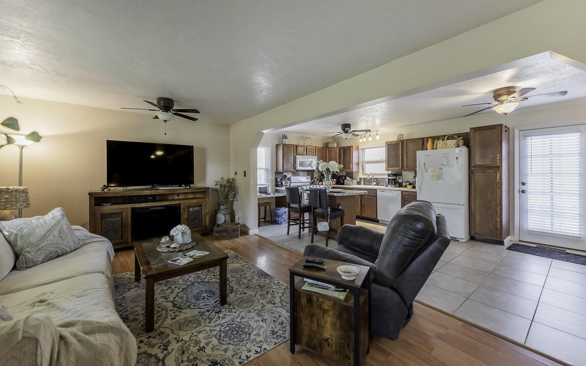 4723 NE Pebble Brook Circle