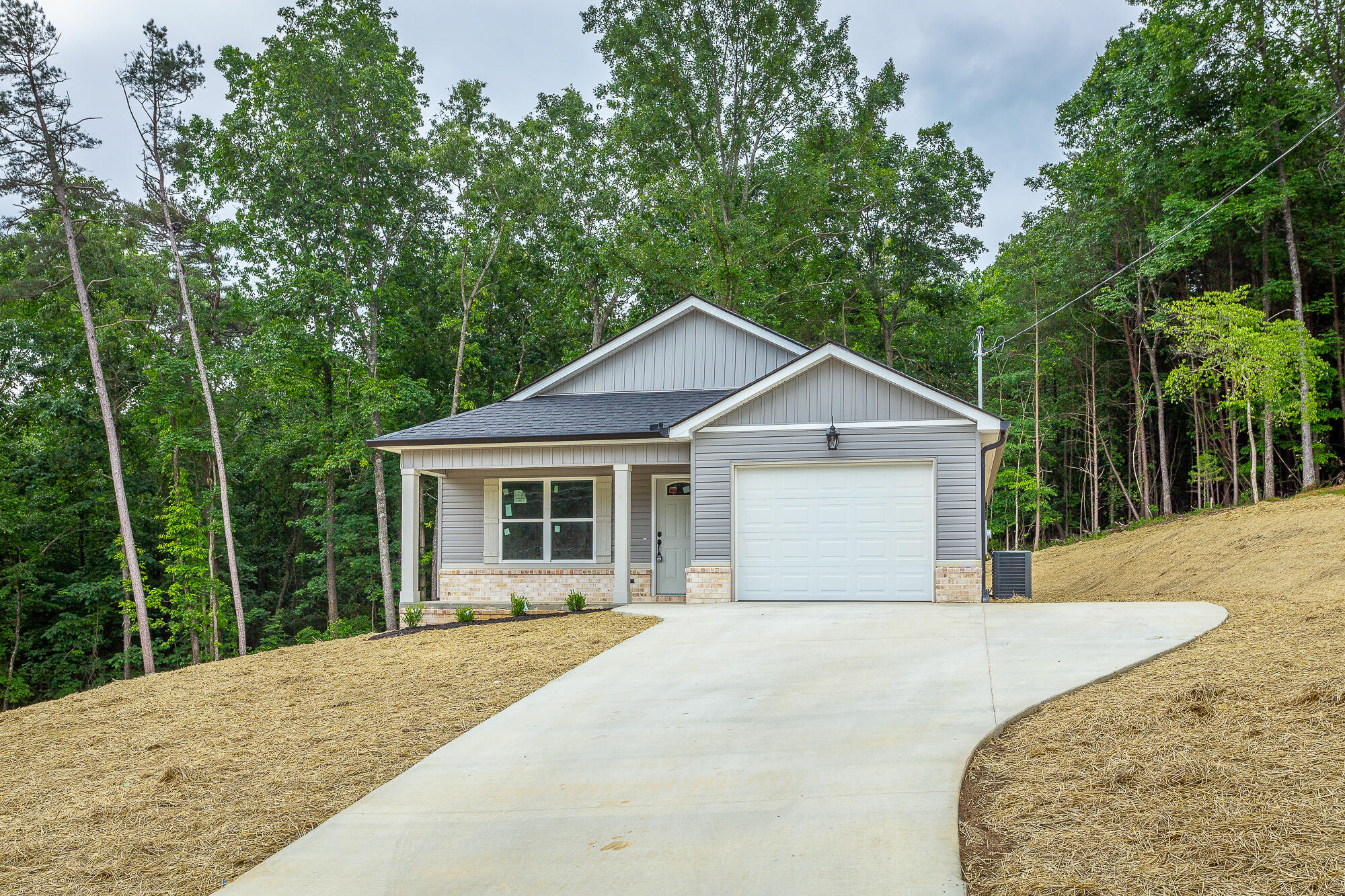 209 Darvin Lane, LaFayette