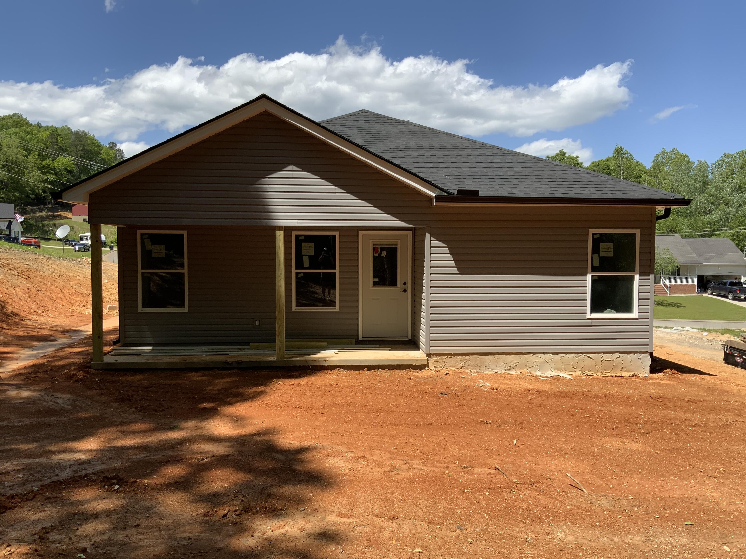 209 Darvin Lane, LaFayette