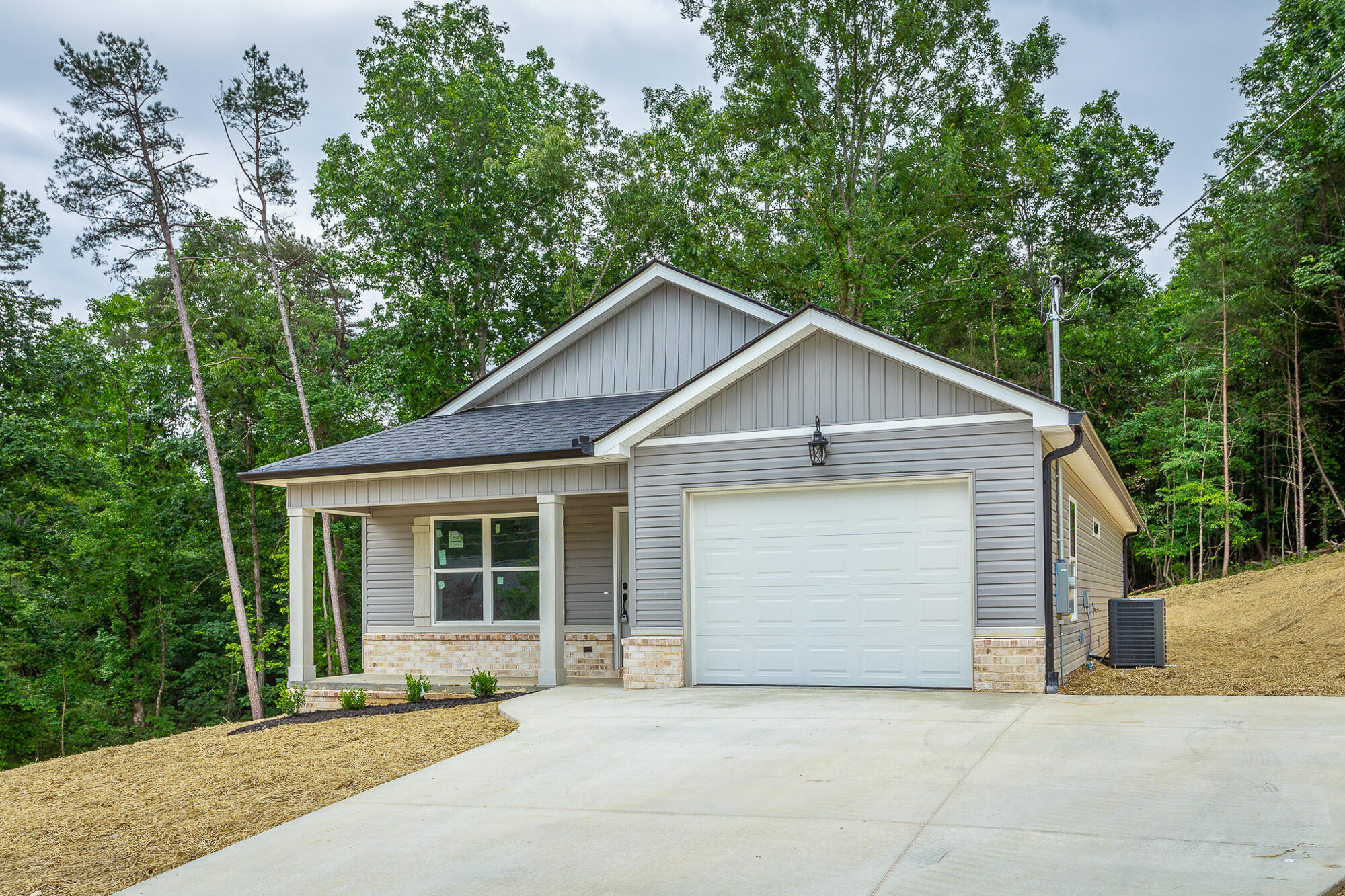 209 Darvin Lane, LaFayette