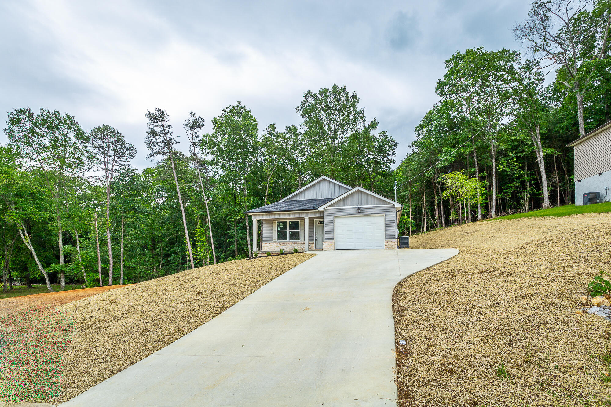 209 Darvin Lane, LaFayette