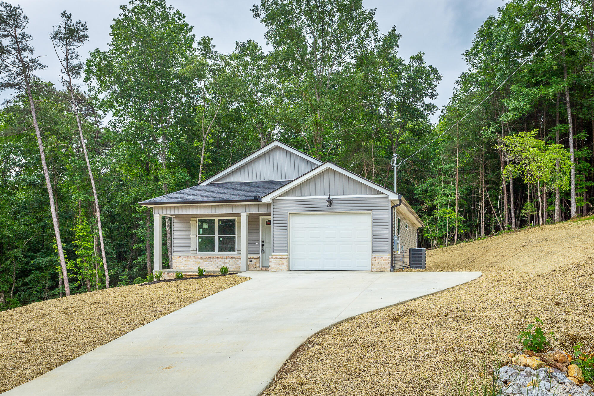 209 Darvin Lane, LaFayette