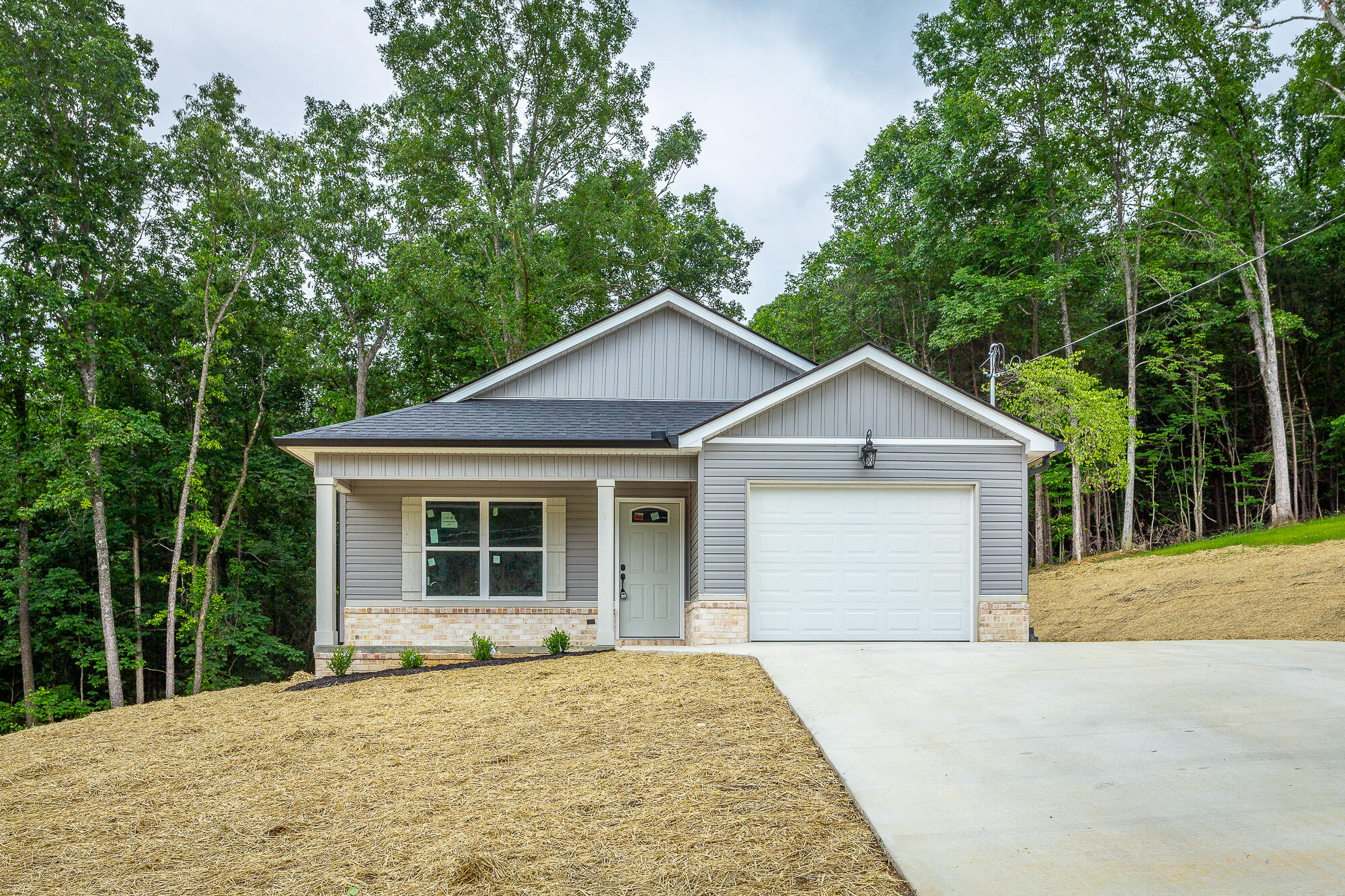 209 Darvin Lane, LaFayette