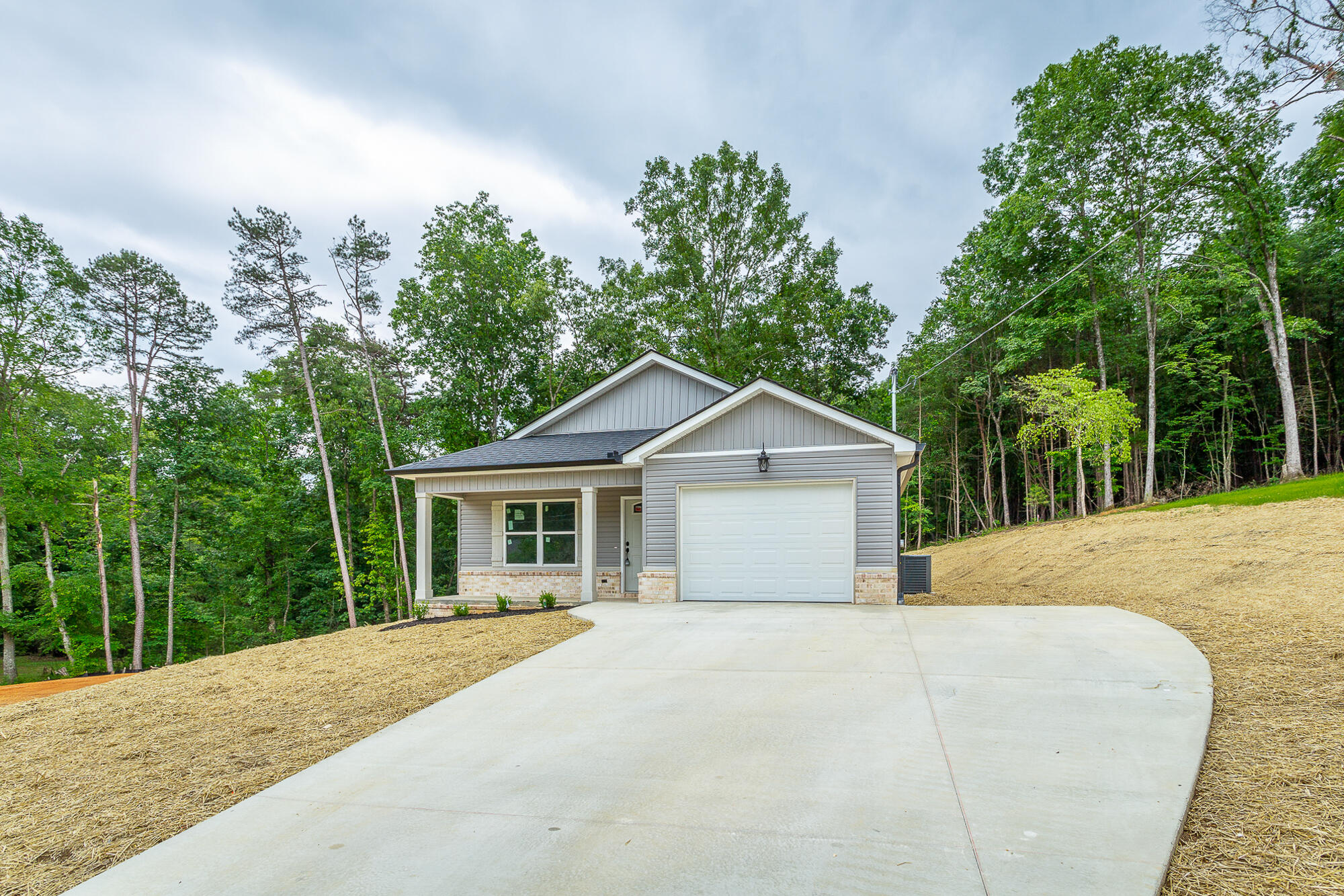209 Darvin Lane, LaFayette