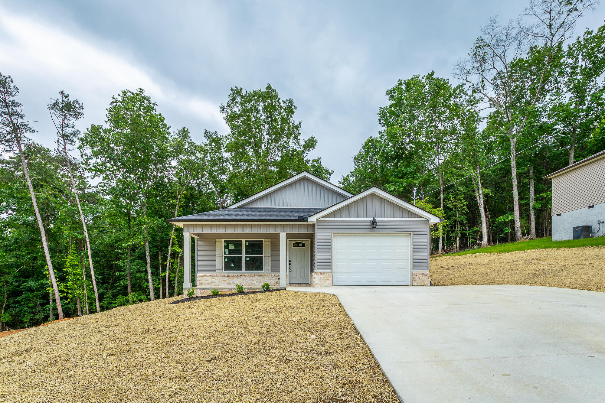 209 Darvin Lane, LaFayette