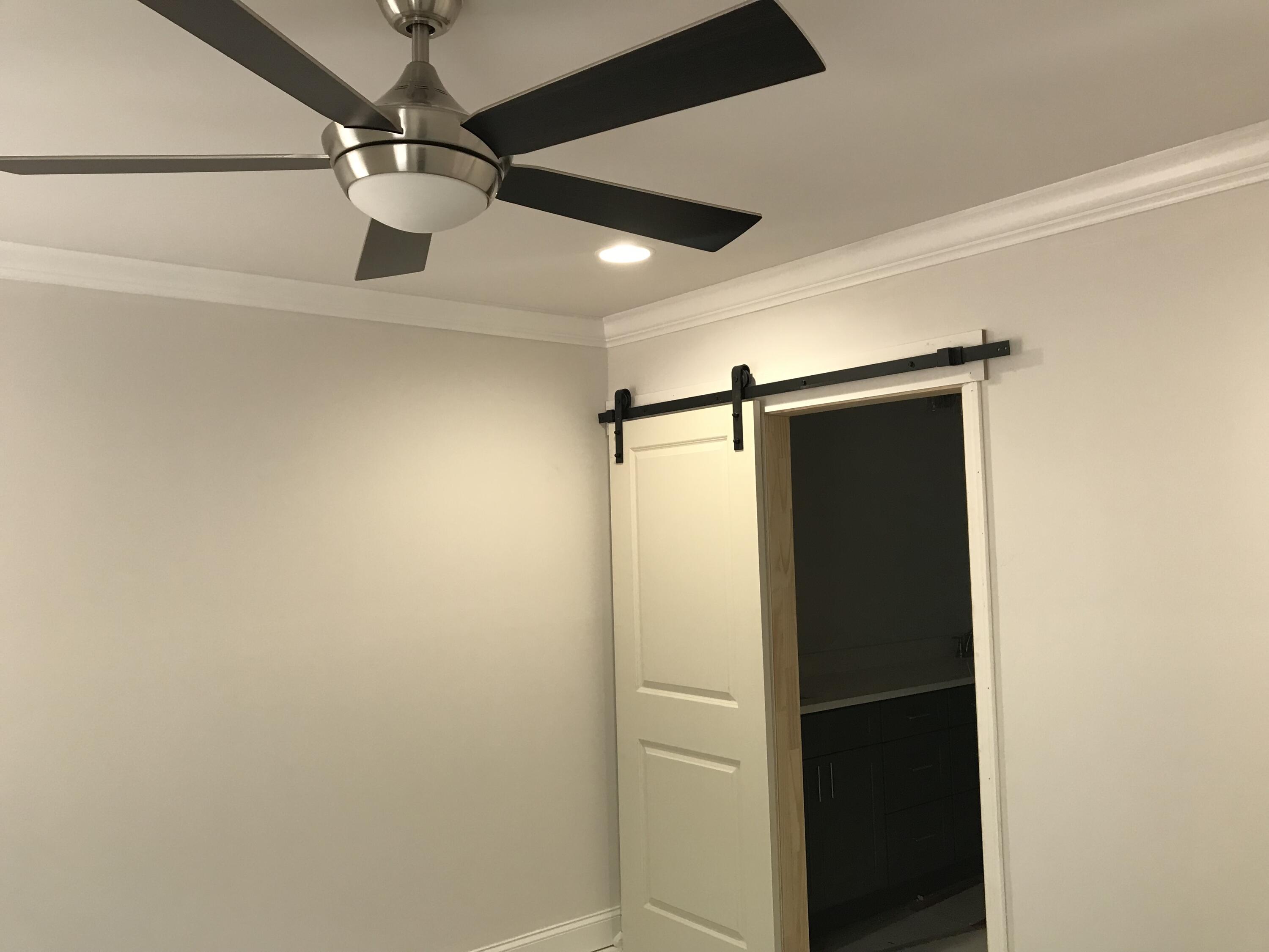 209 Darvin Lane, LaFayette