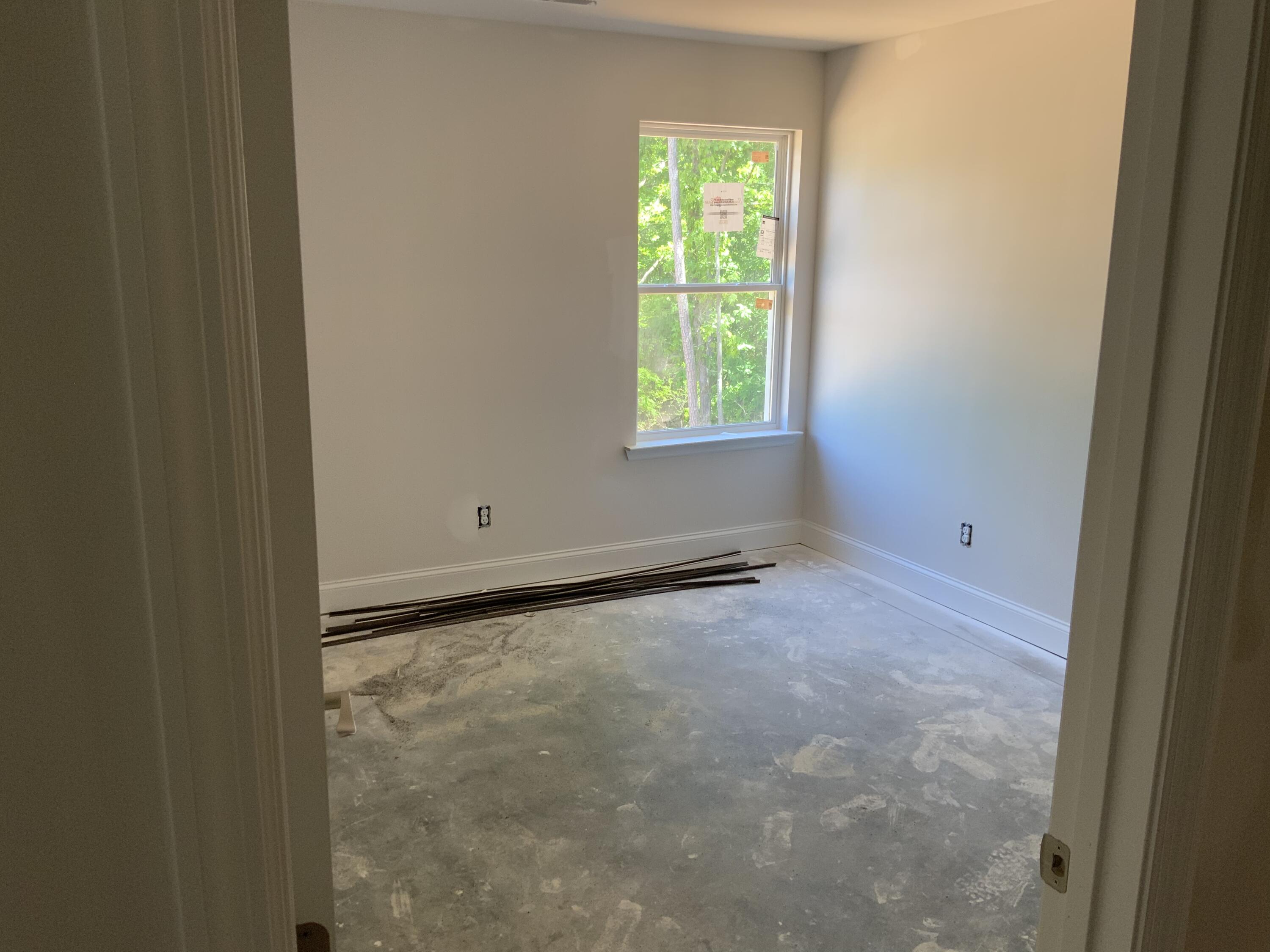 209 Darvin Lane, LaFayette