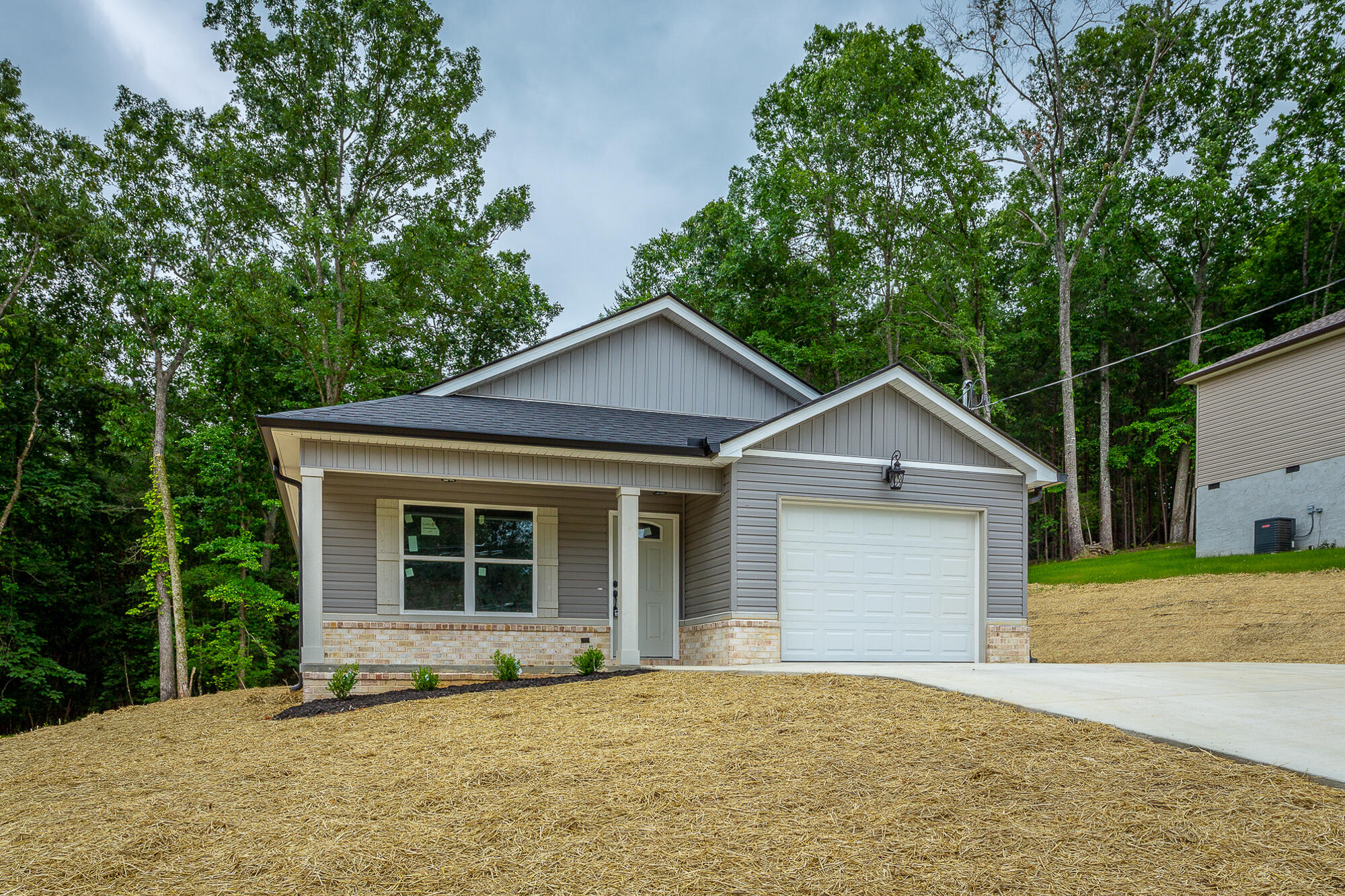209 Darvin Lane, LaFayette