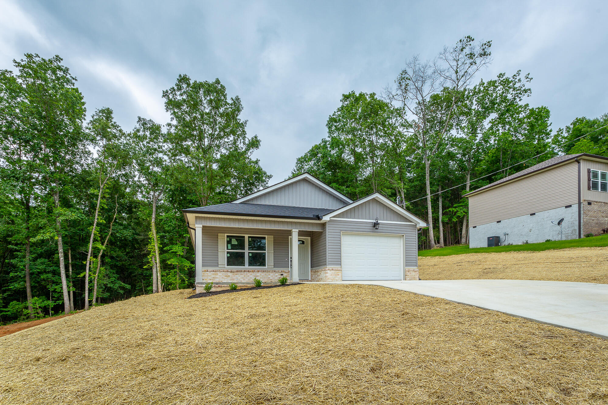 209 Darvin Lane, LaFayette