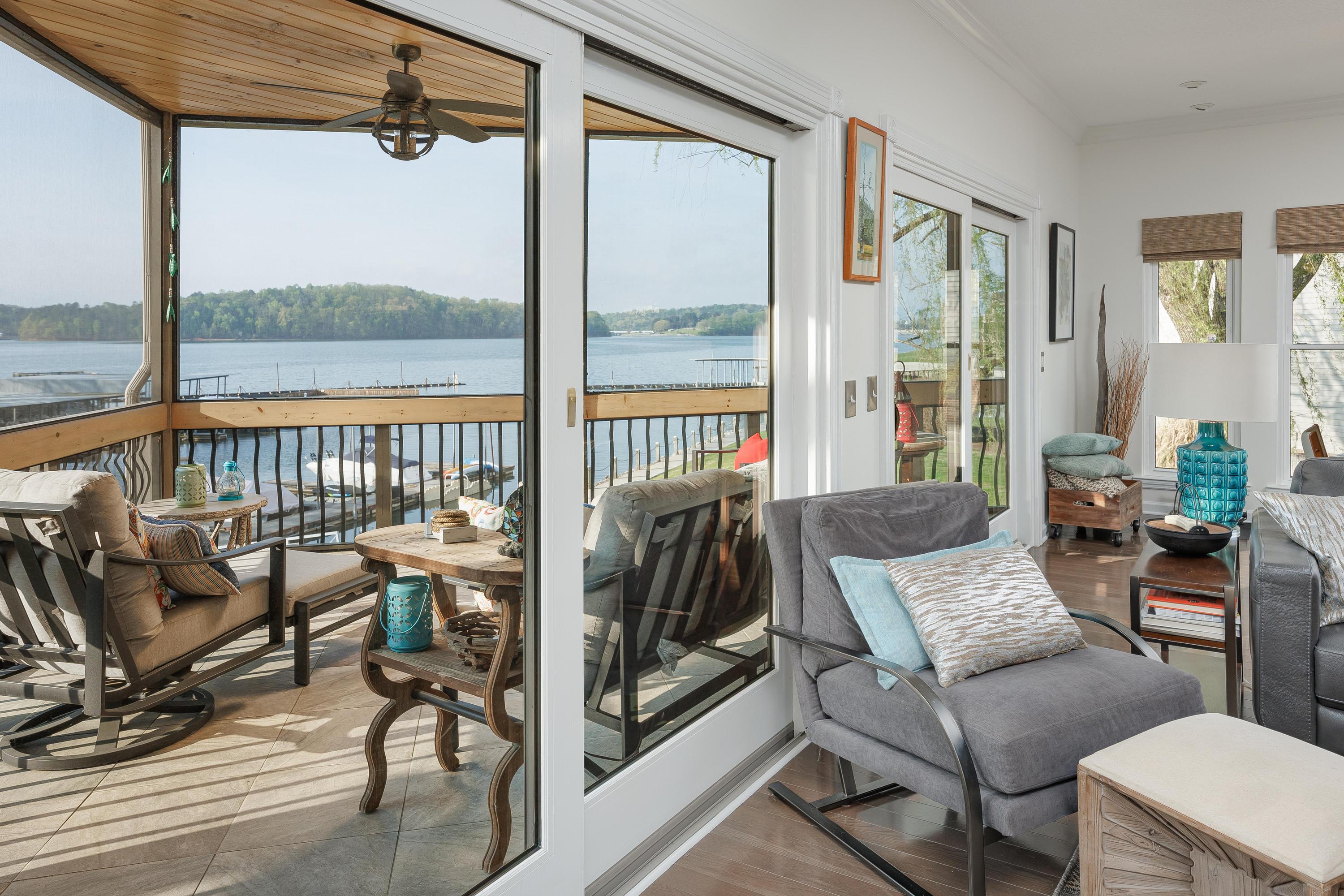 4224 Lakeshore Lane
