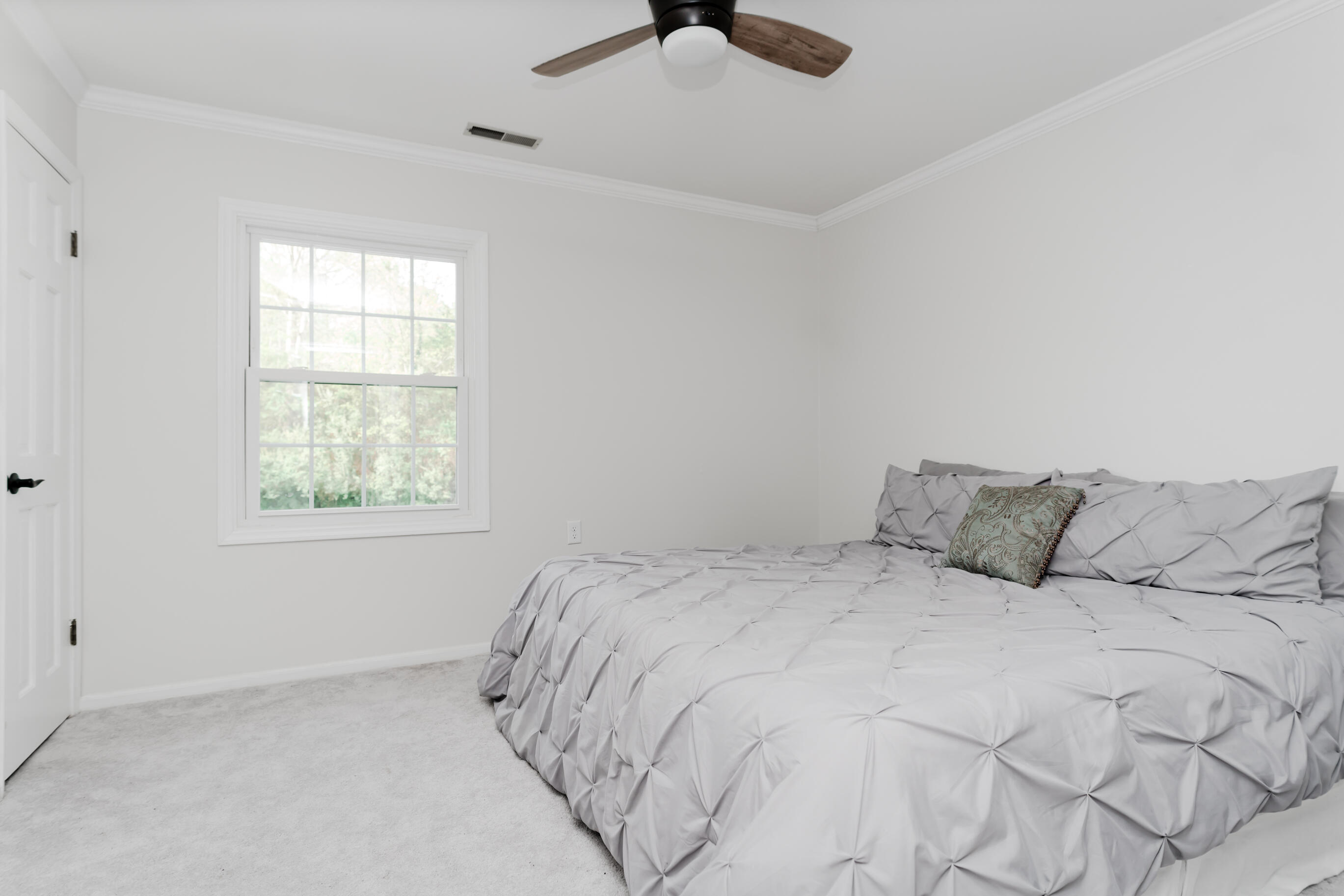 5503 Barrington Country Circle