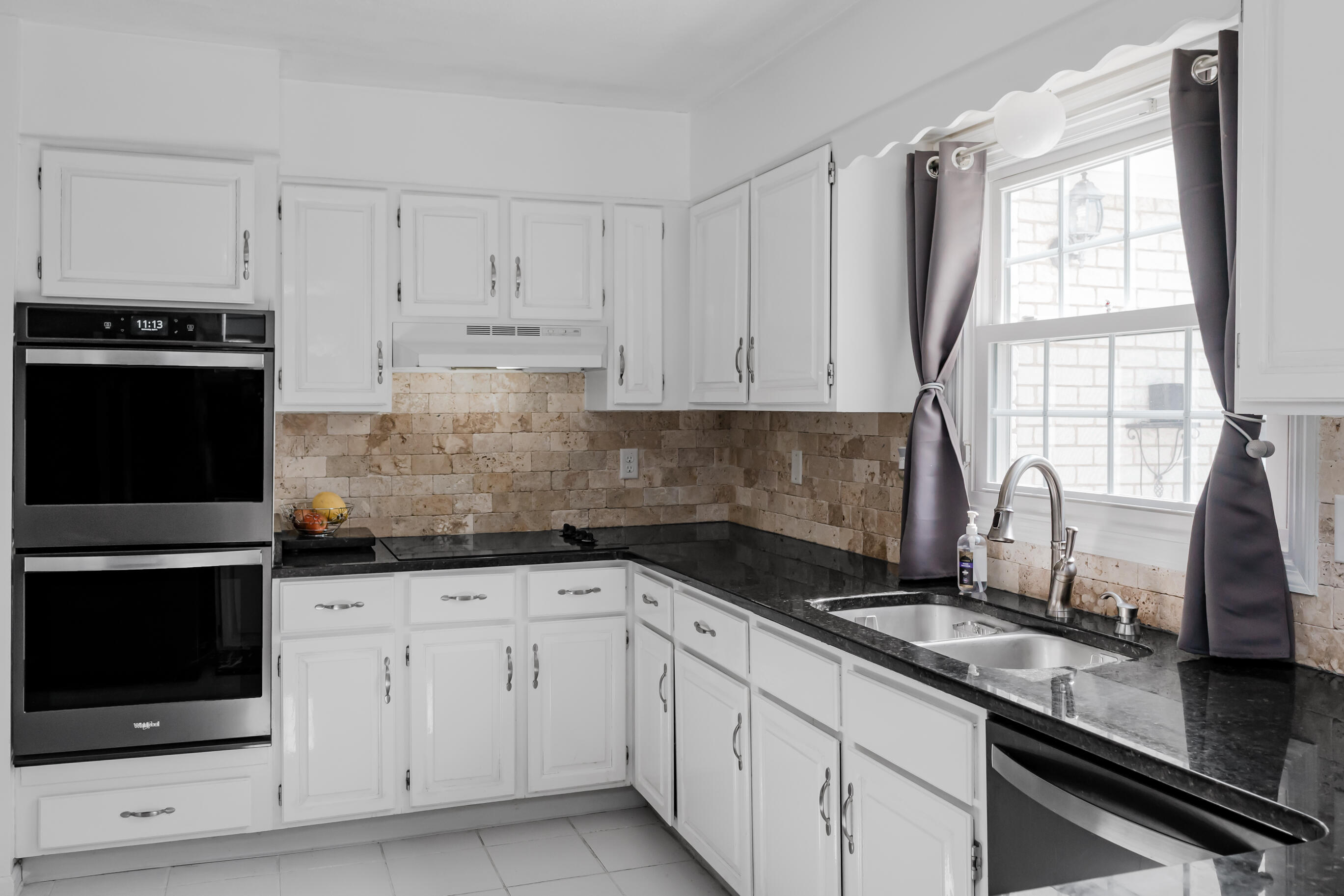 5503 Barrington Country Circle