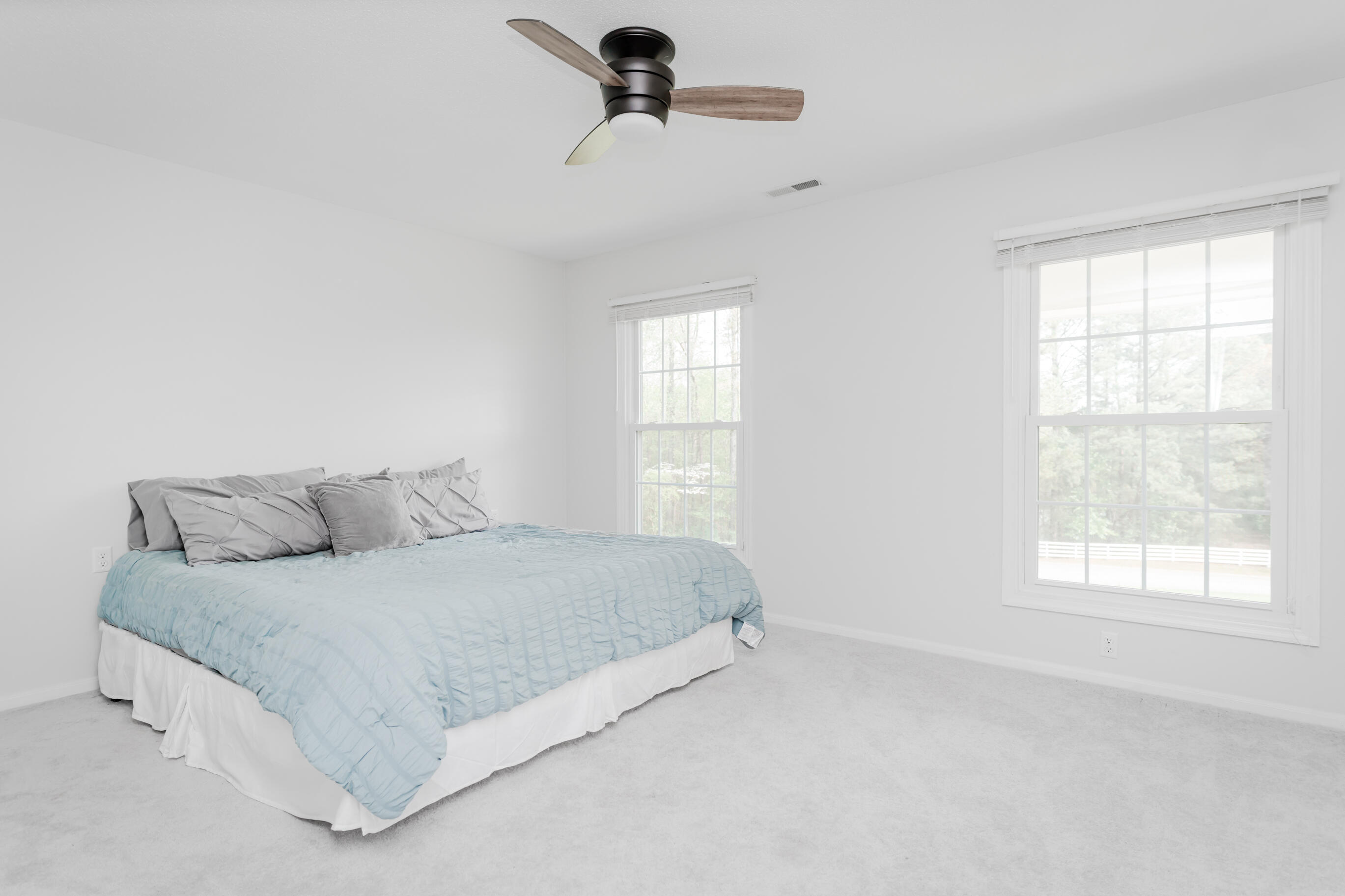 5503 Barrington Country Circle