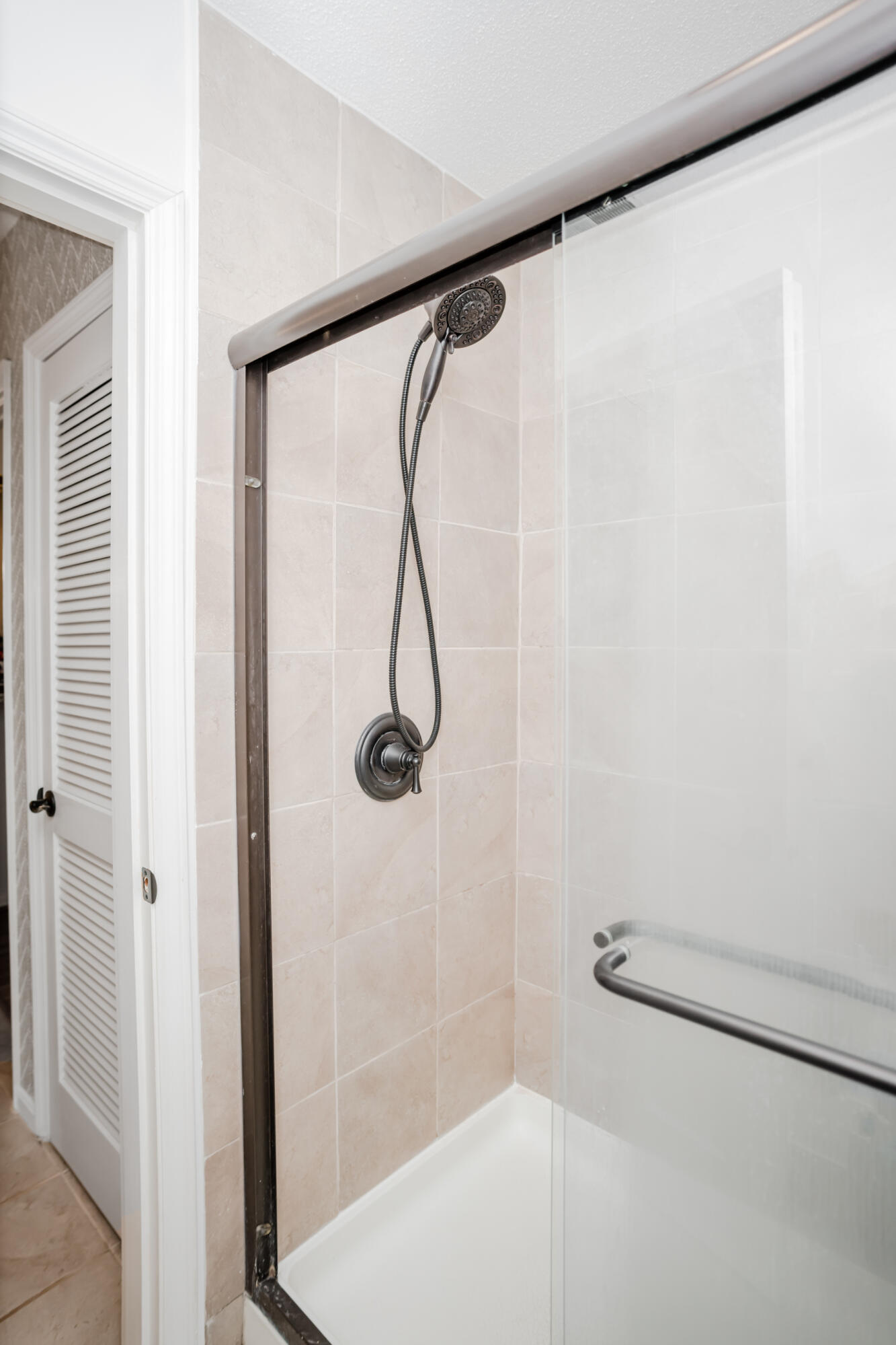 5503 Barrington Country Circle