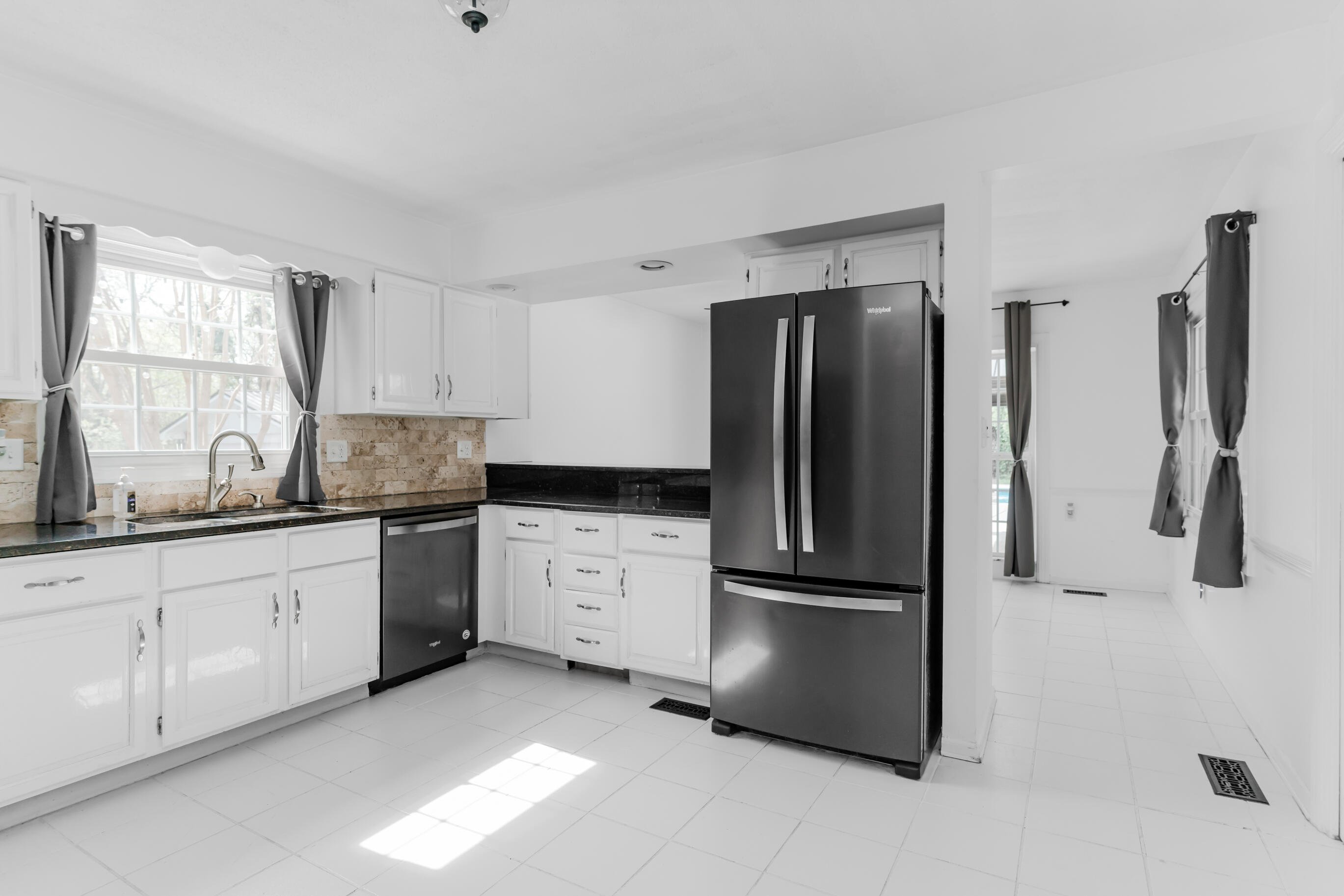 5503 Barrington Country Circle