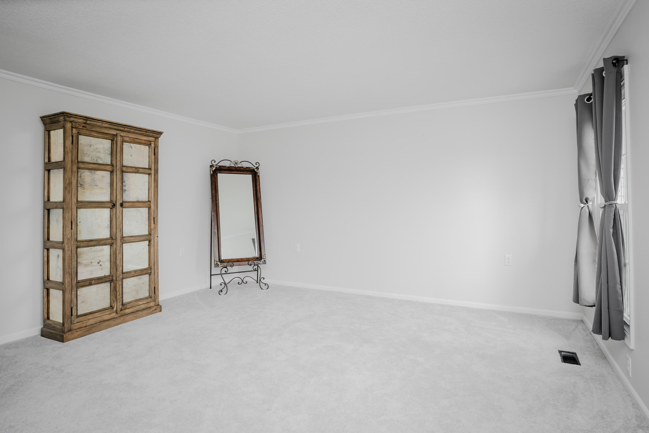 5503 Barrington Country Circle