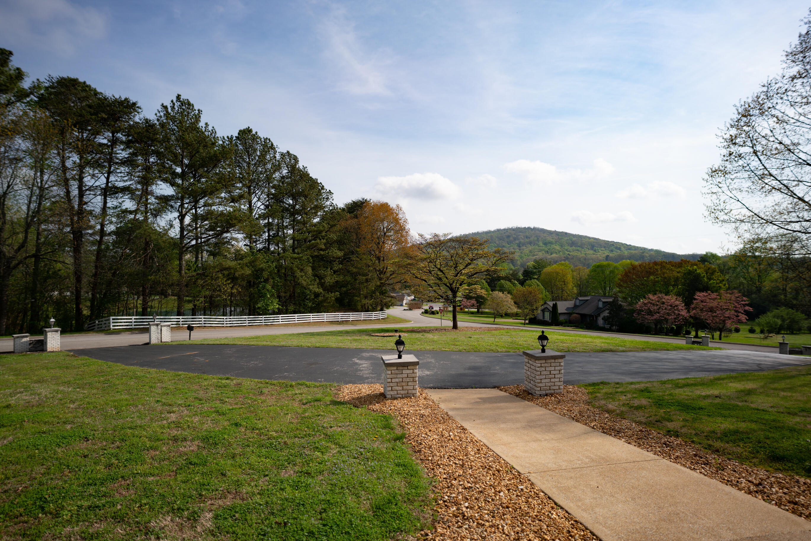 5503 Barrington Country Circle