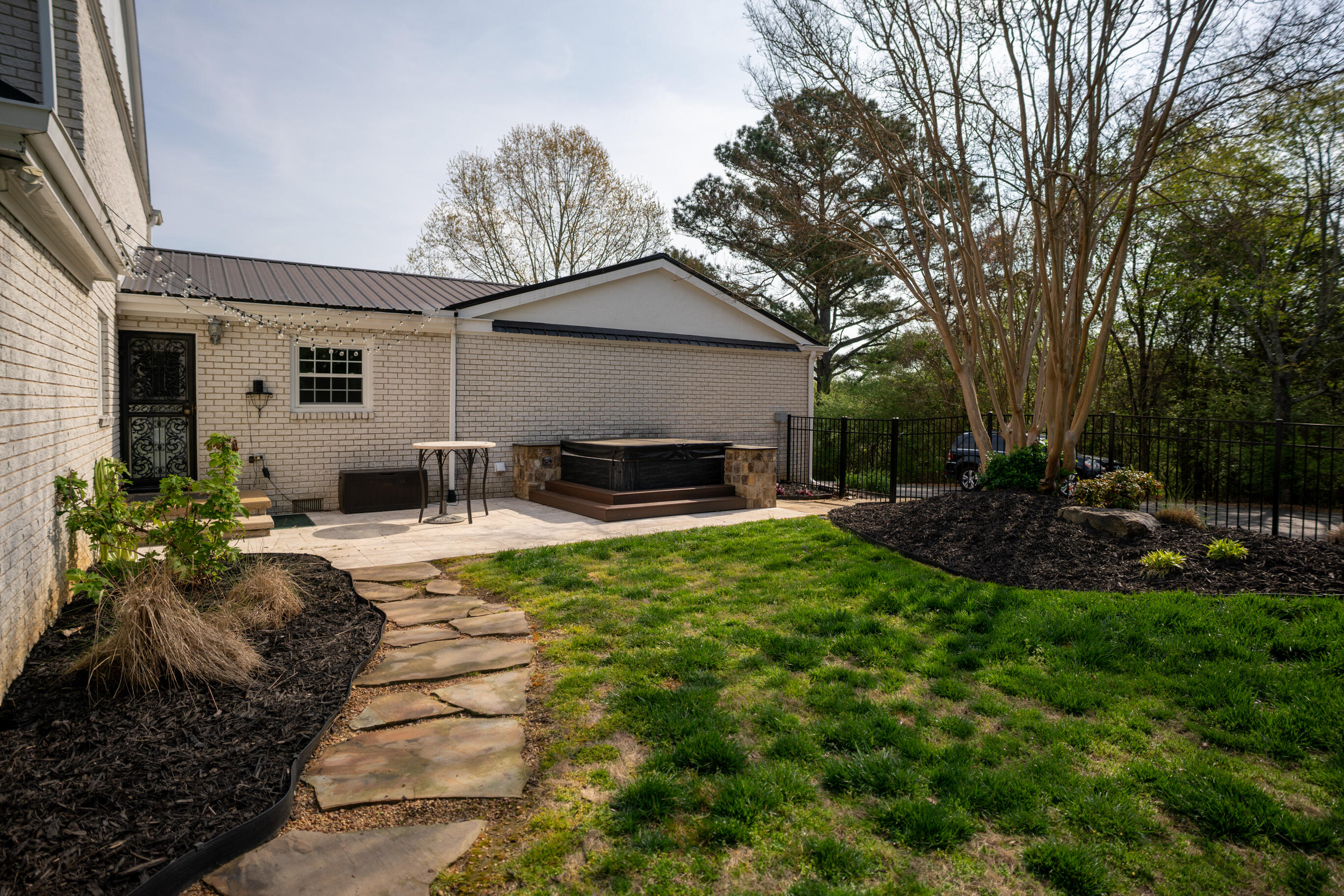 5503 Barrington Country Circle