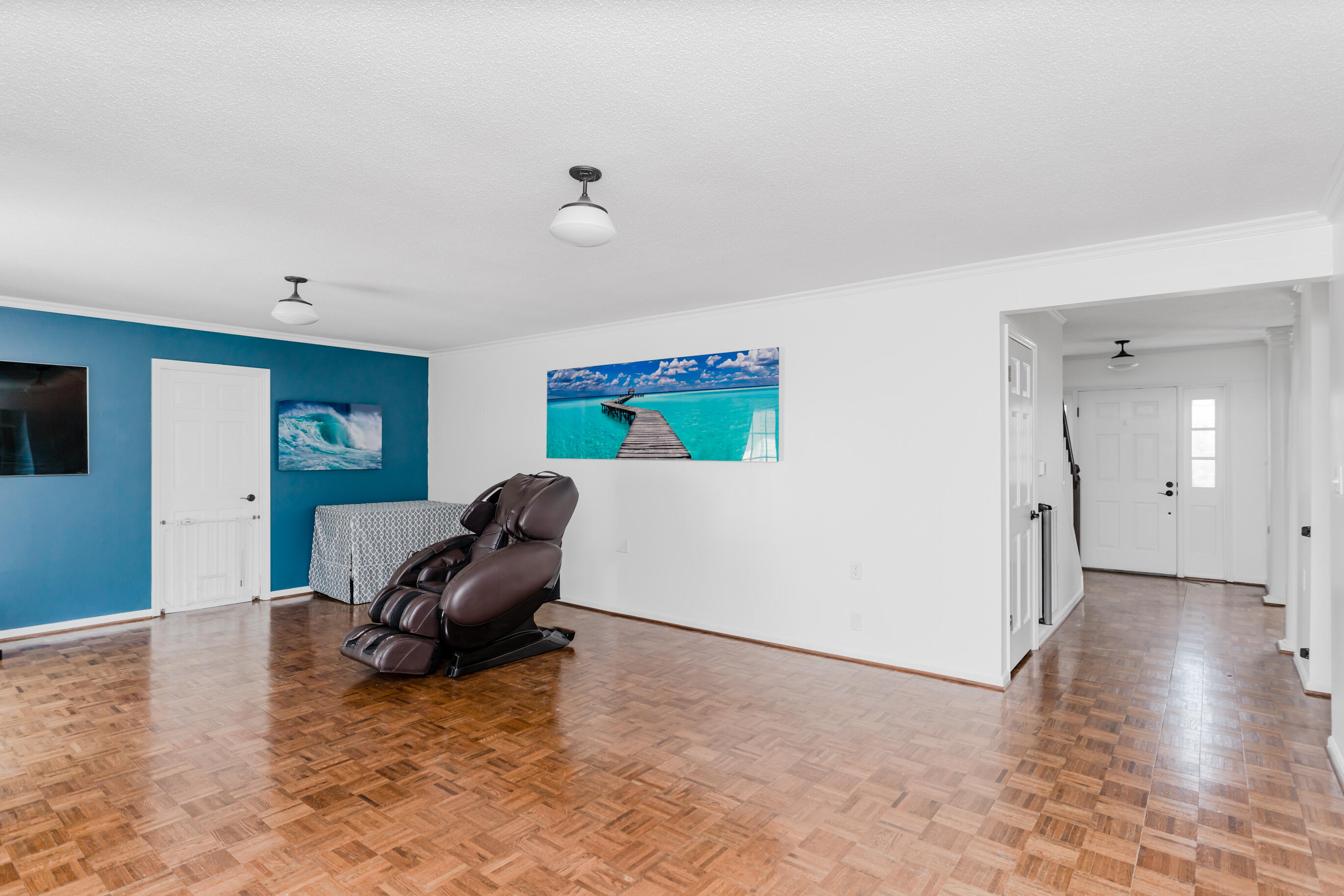 5503 Barrington Country Circle