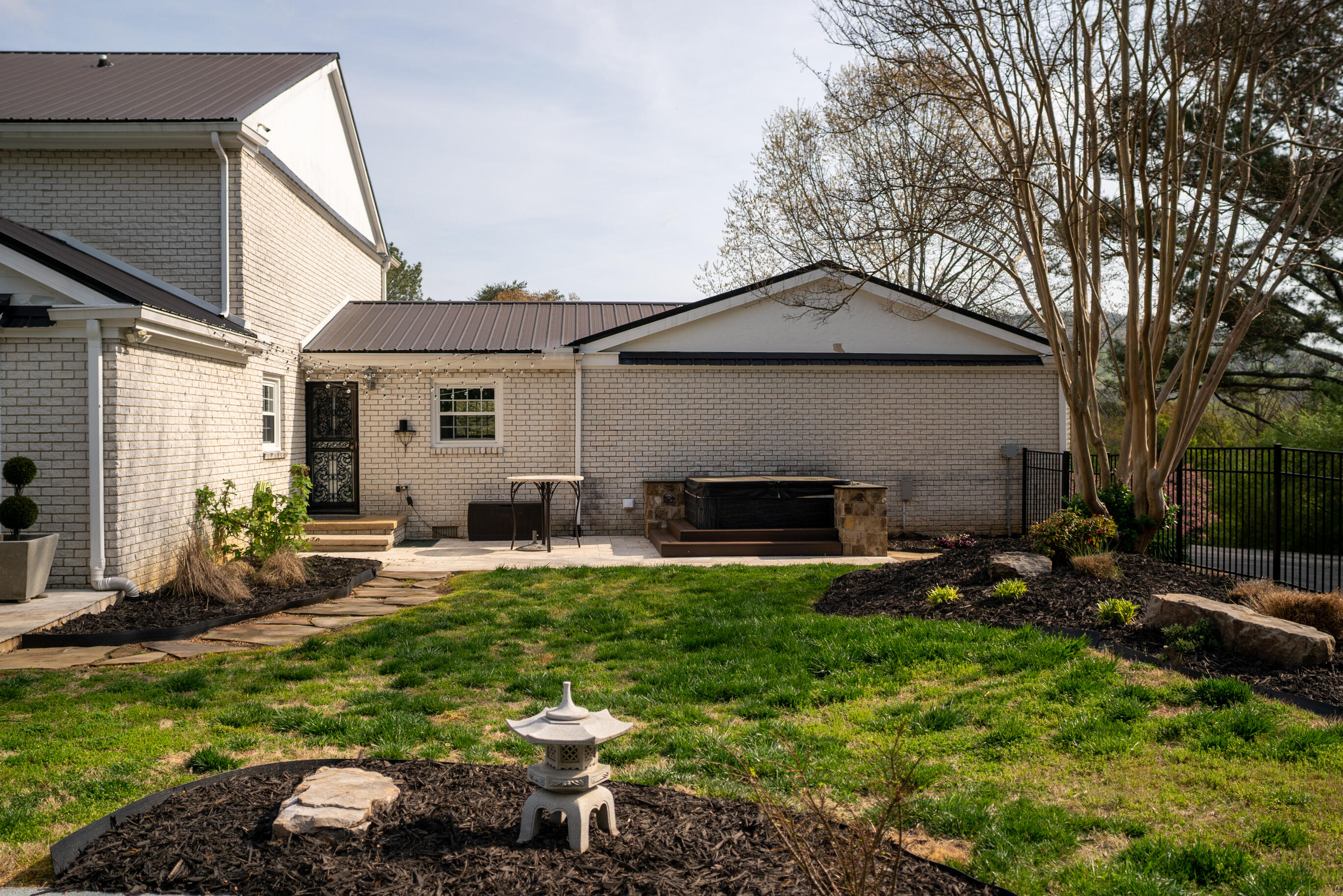 5503 Barrington Country Circle