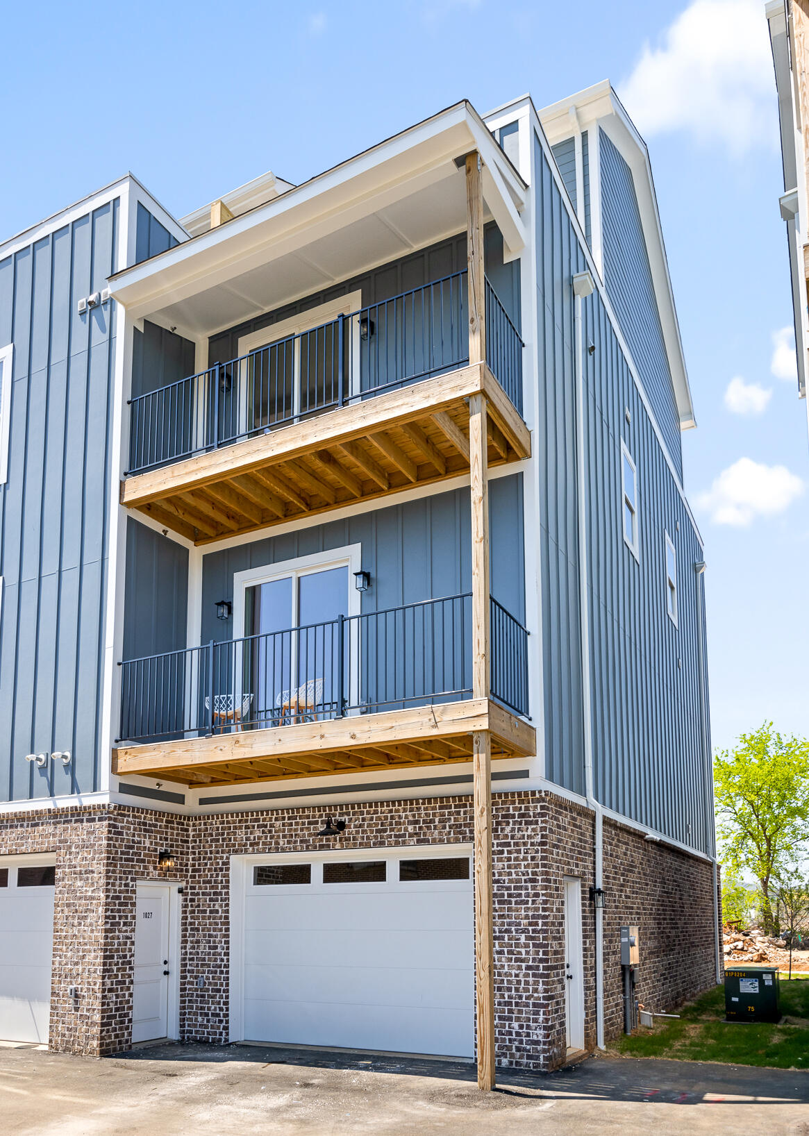 1031 Montague Place