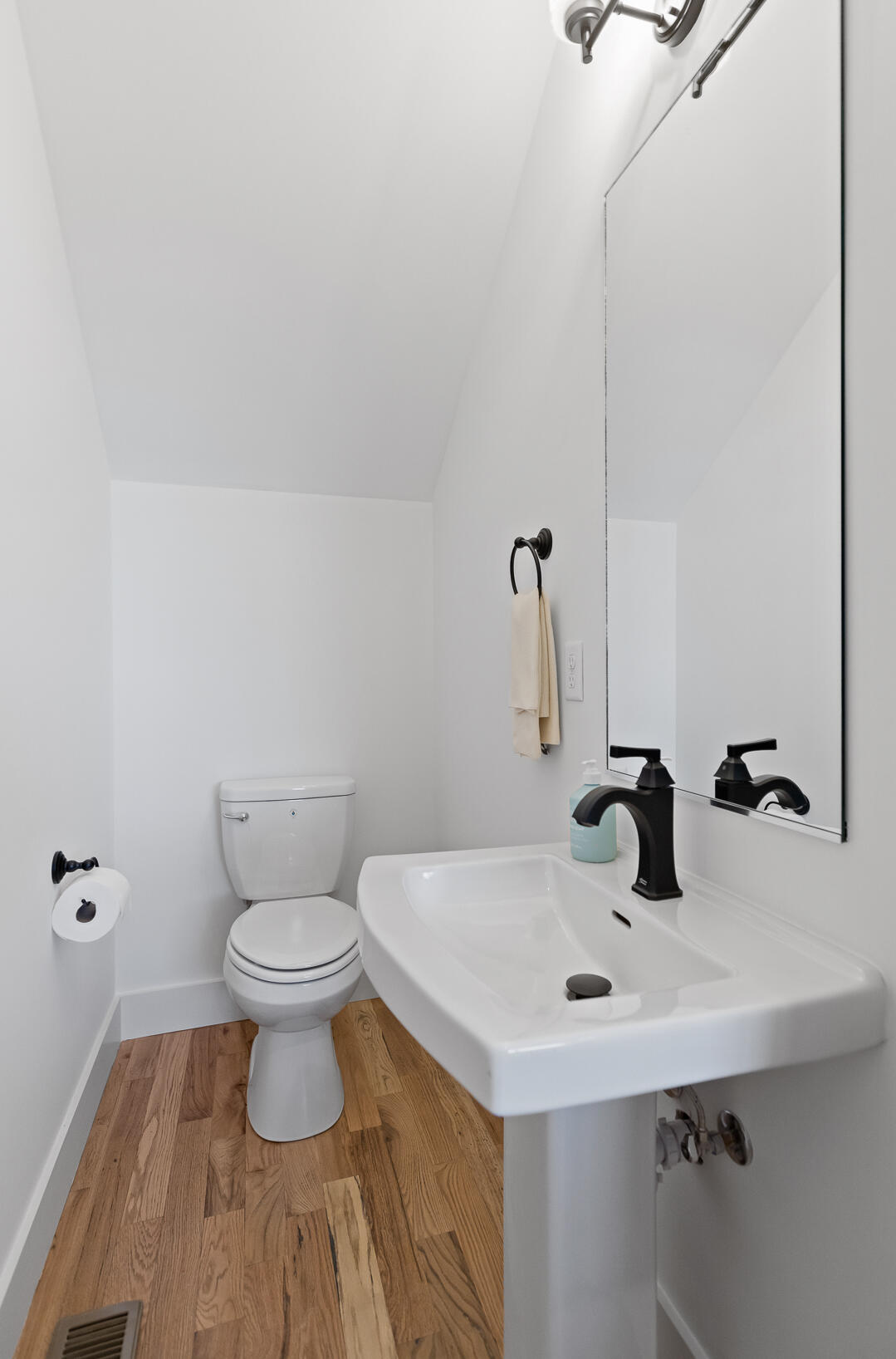 1031 Montague Place