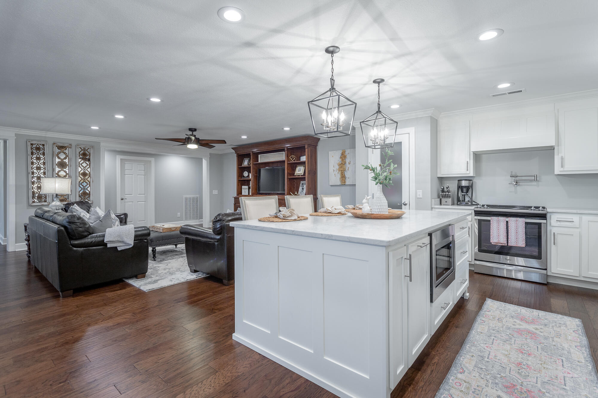 2615 Thicket Road