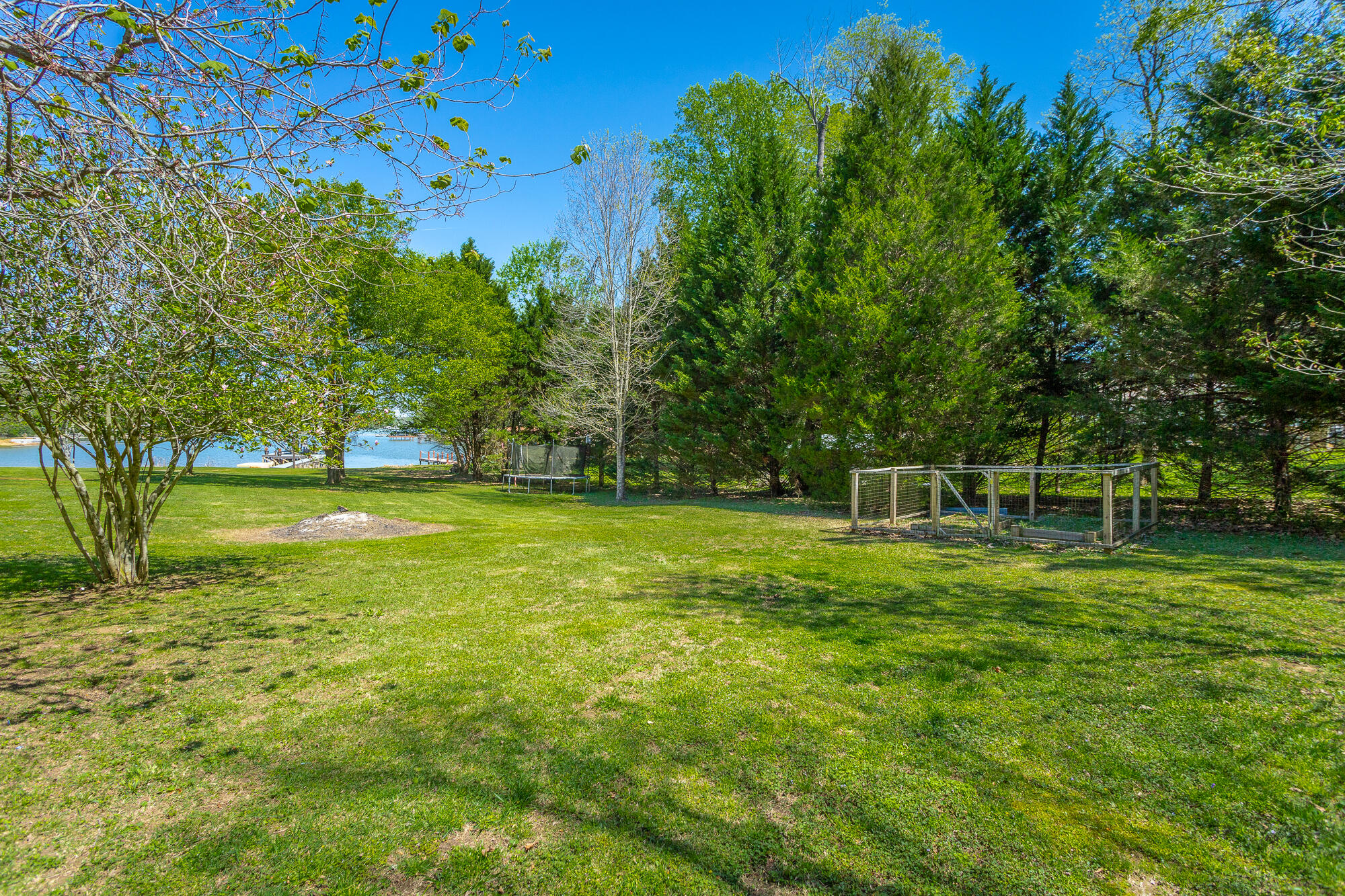 2615 Thicket Road