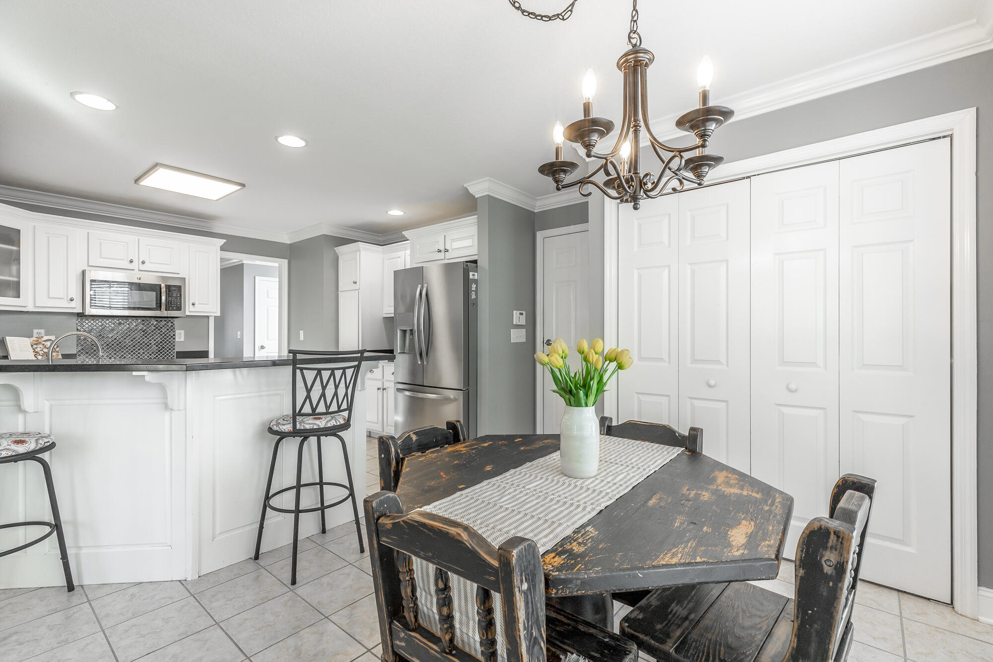 48 Hummingbird Hill