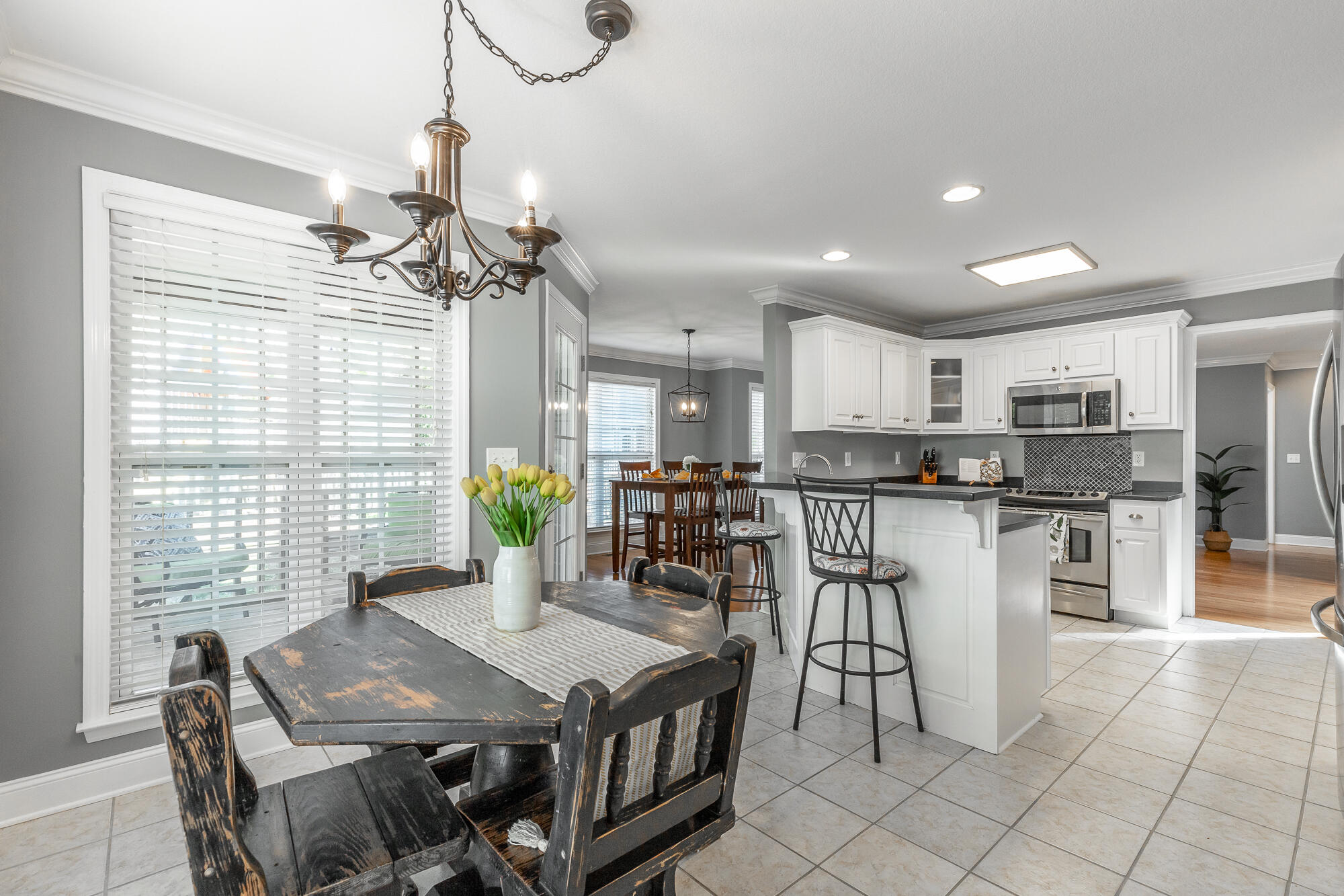 48 Hummingbird Hill