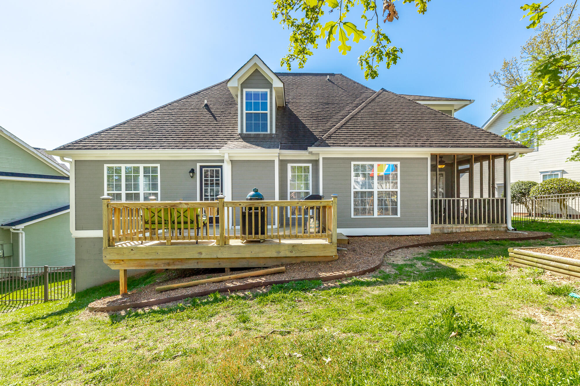 48 Hummingbird Hill