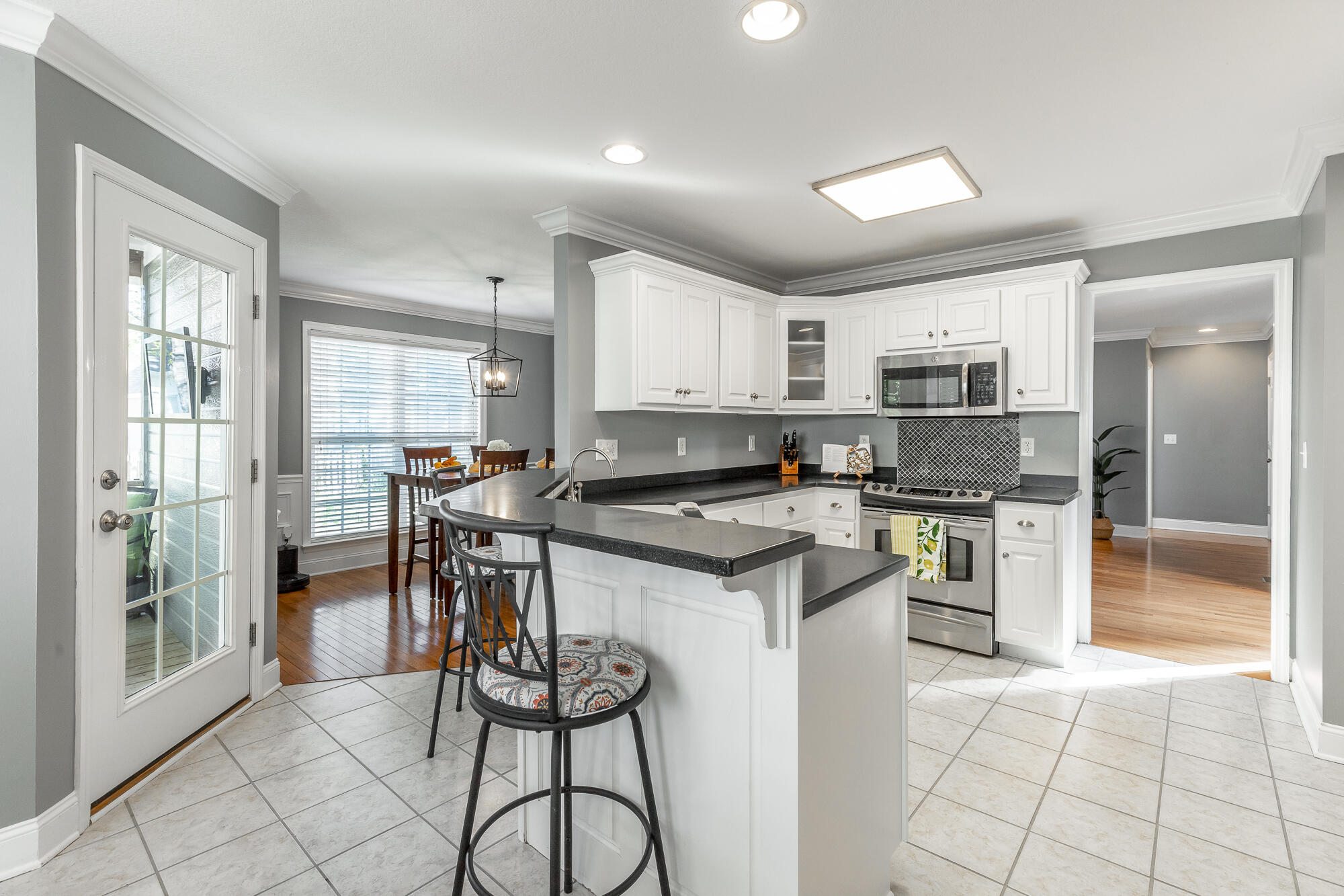 48 Hummingbird Hill