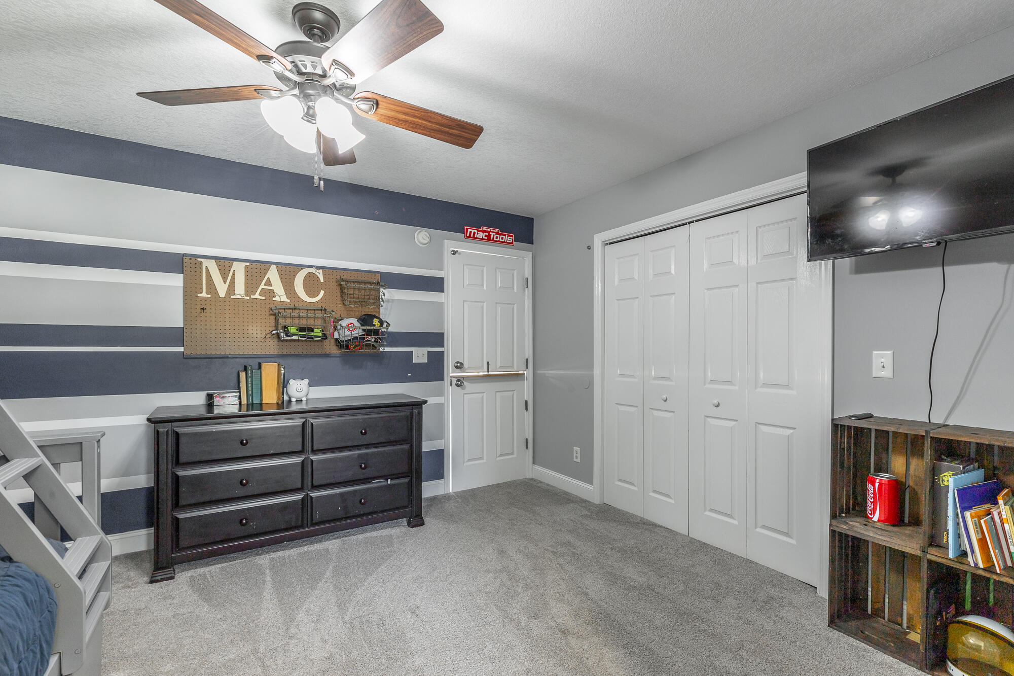 48 Hummingbird Hill