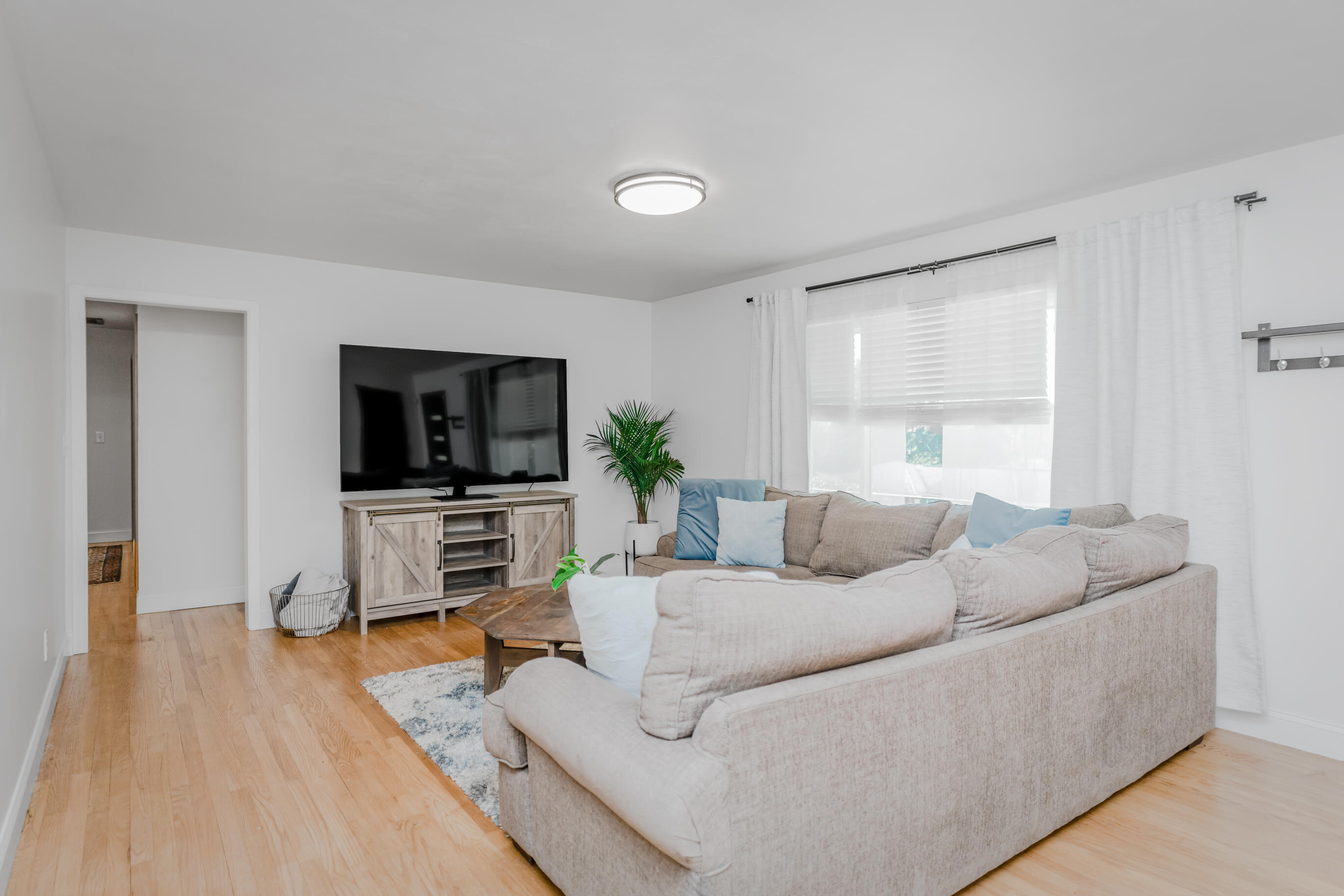 4811 Eastwood Drive