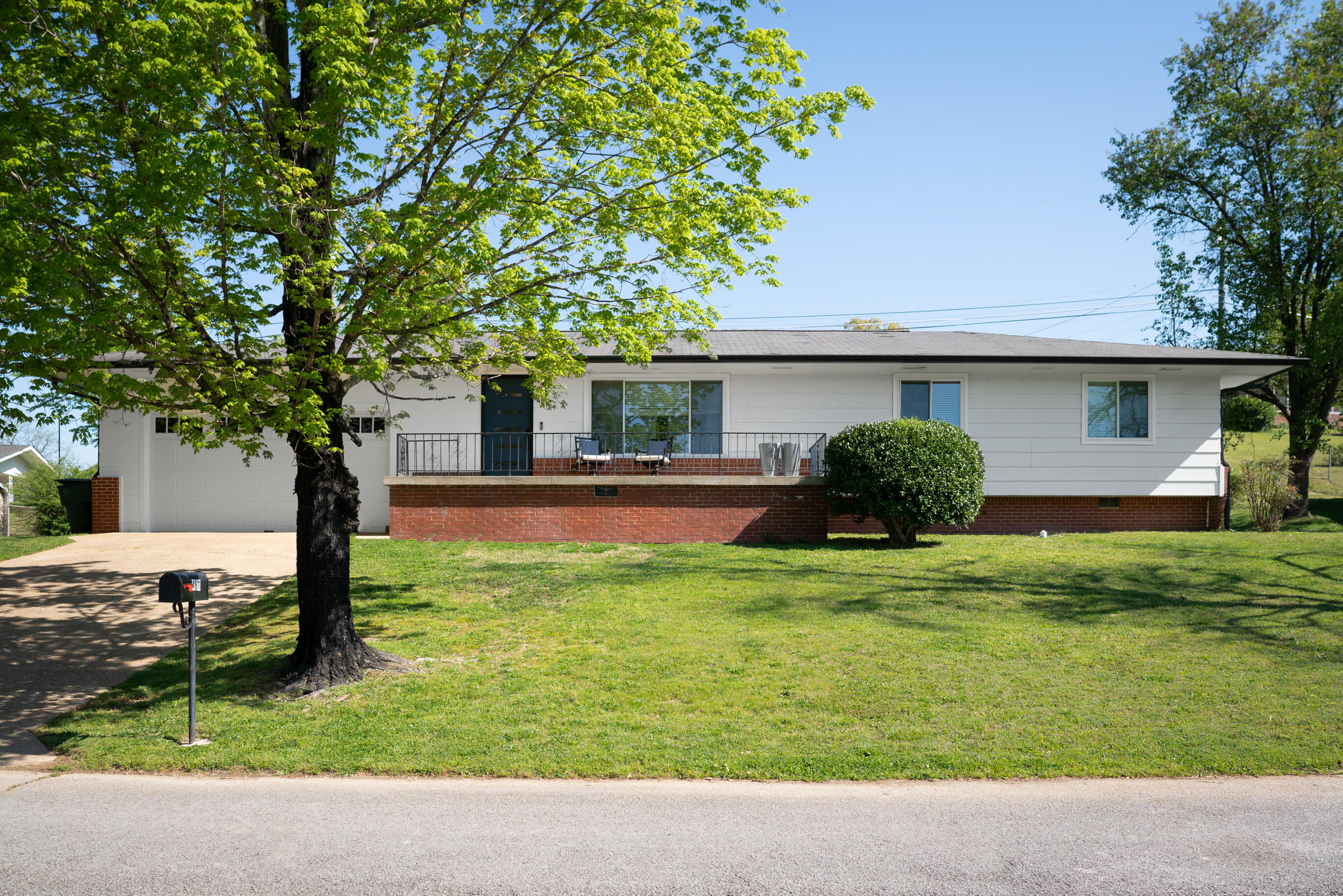 4811 Eastwood Drive
