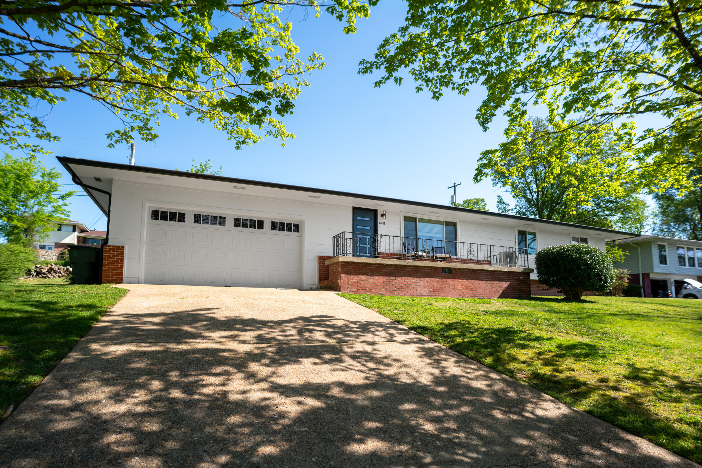 4811 Eastwood Drive
