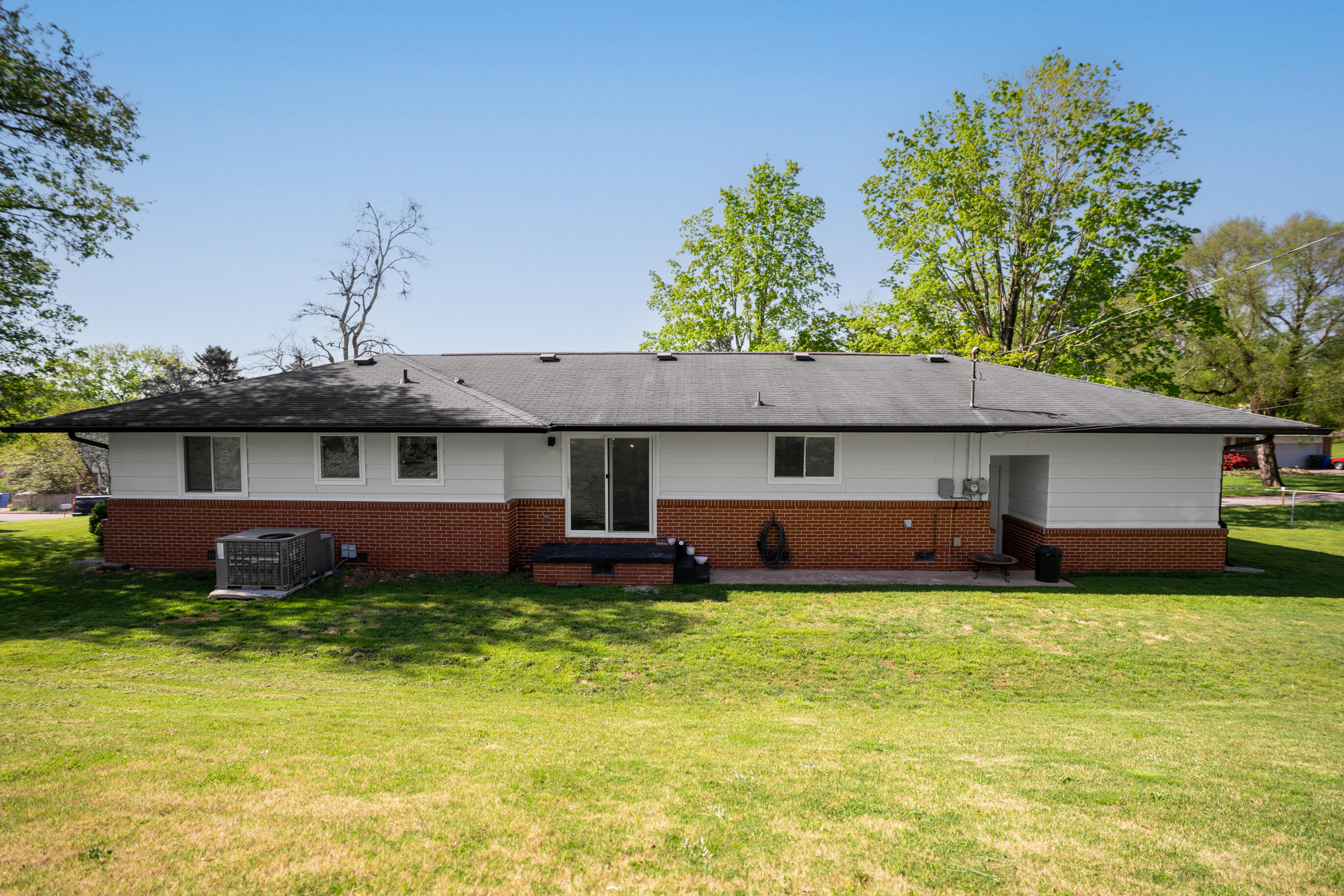 4811 Eastwood Drive