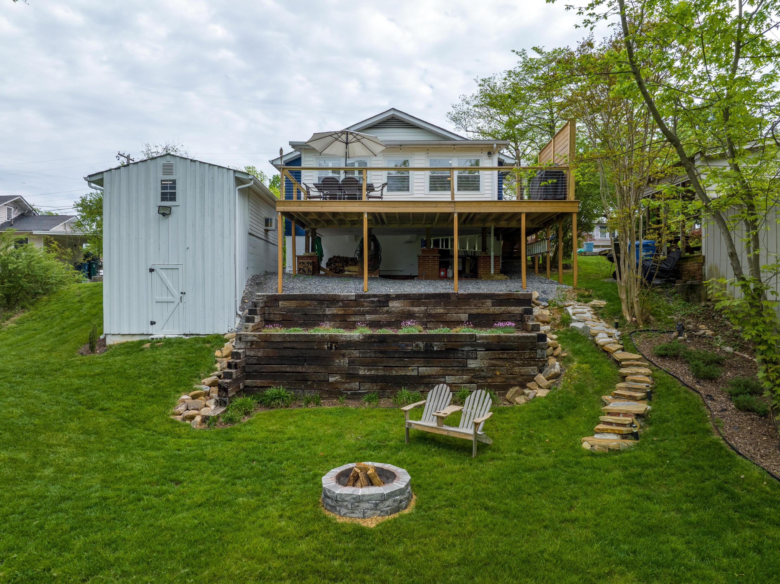 720 Mount Vernon Avenue